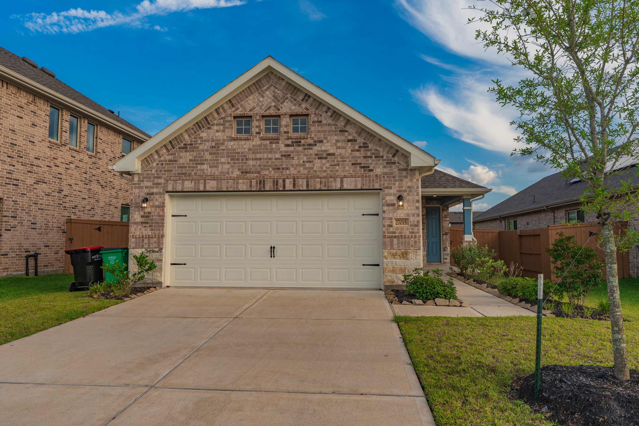 27015 Bel Air Point Lane Property Photo 1