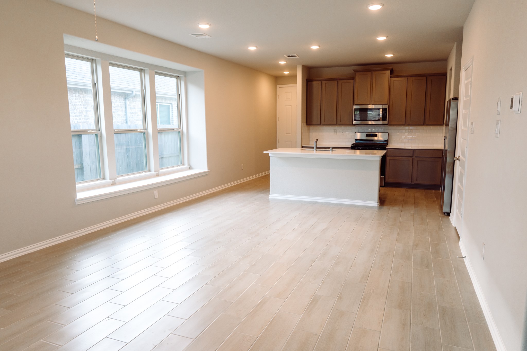 27015 Bel Air Point Lane Property Photo 7