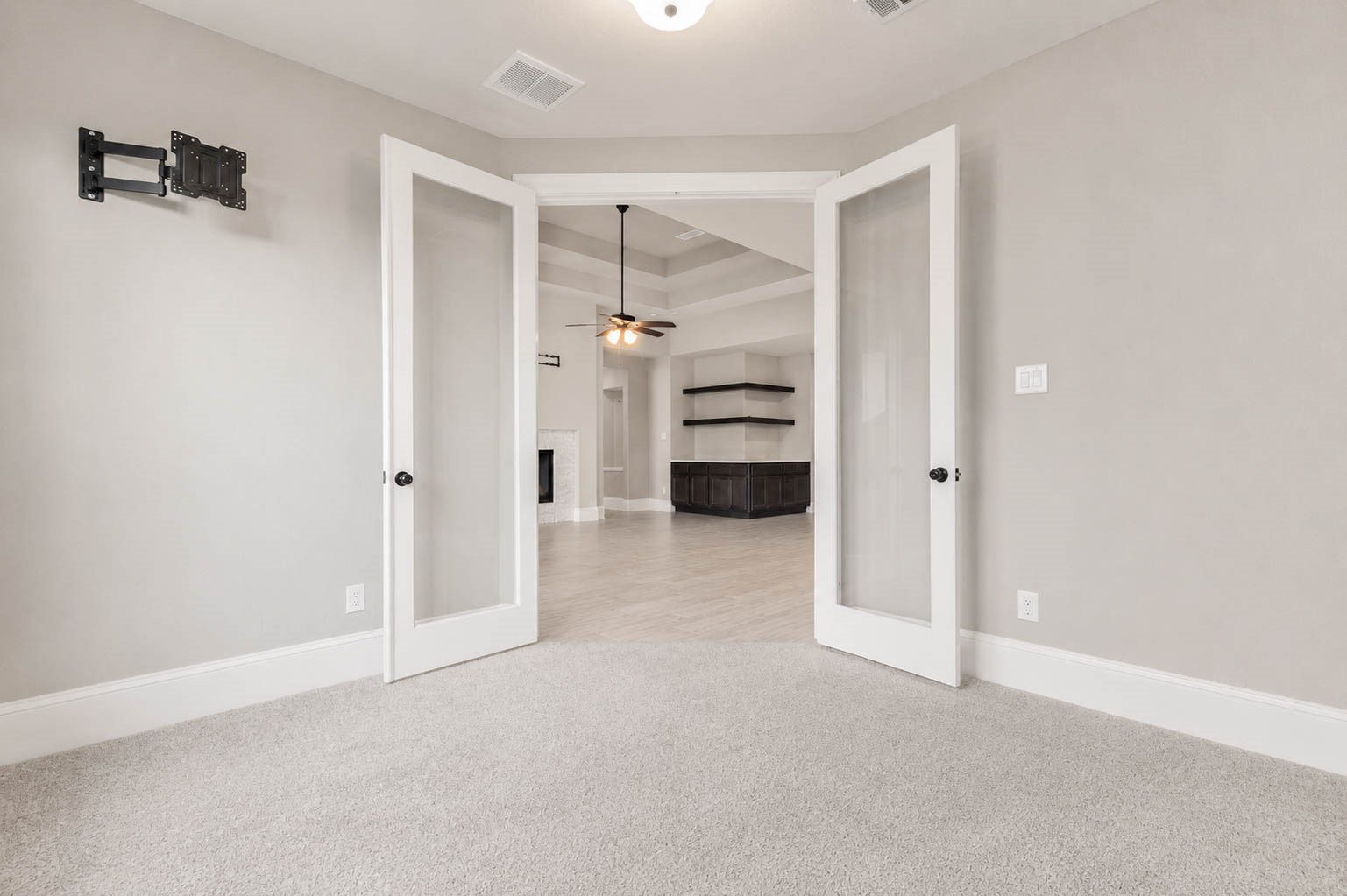12427 Tullich Run Drive Property Photo 10