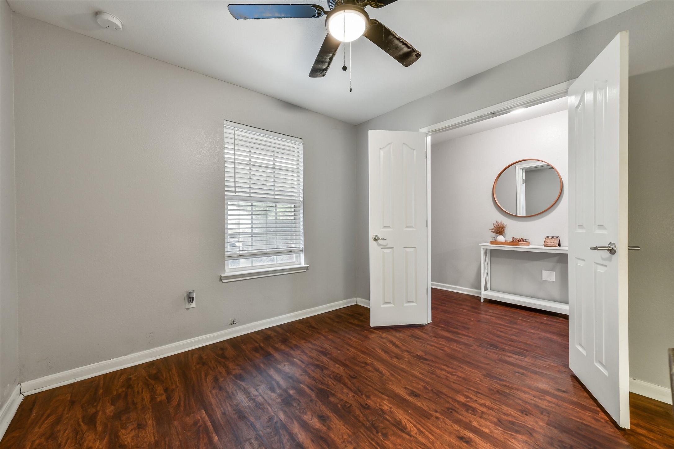4221 Darby Street Property Photo 16
