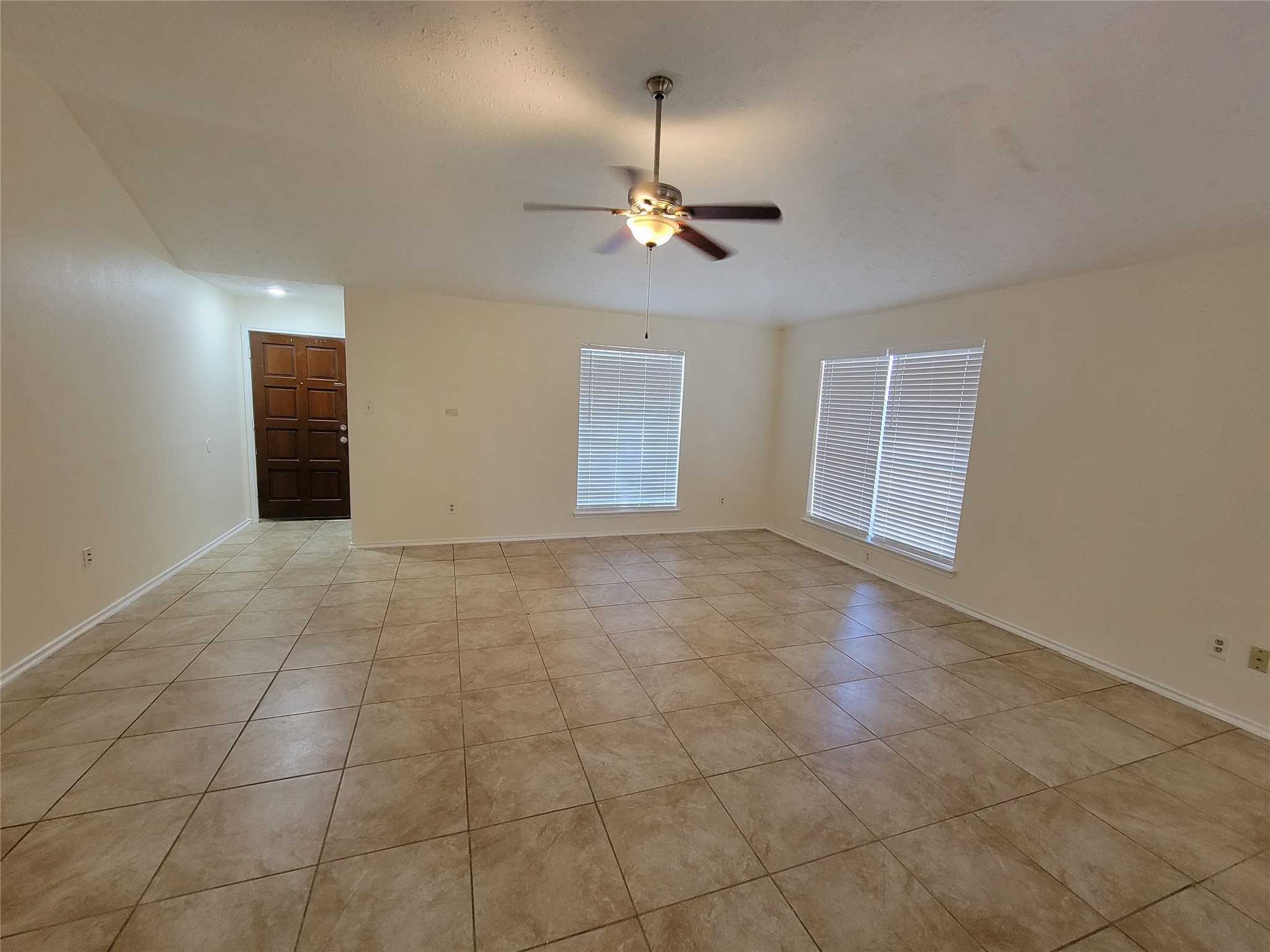 2034 Village Park Drive Property Photo 7