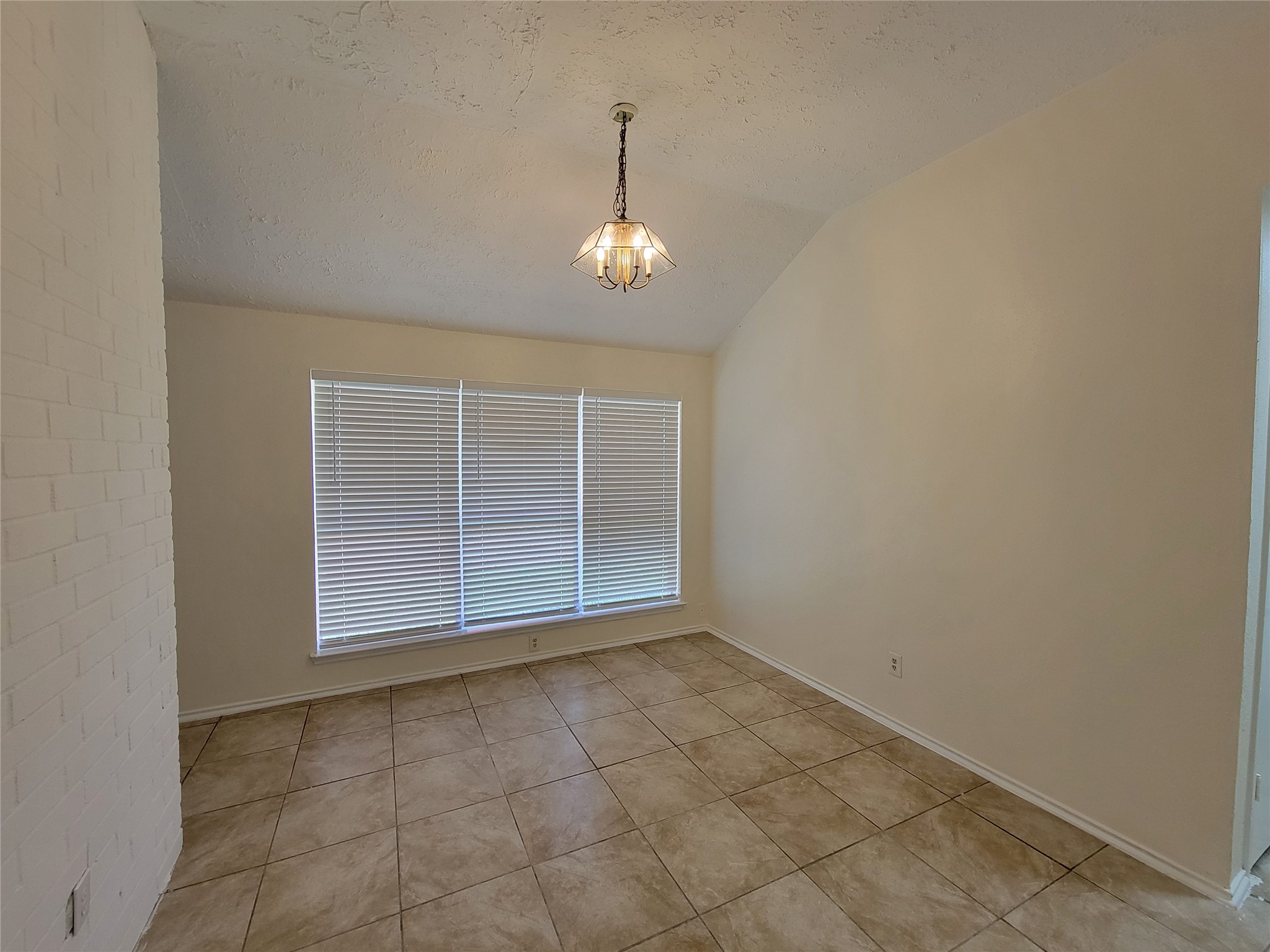 2034 Village Park Drive Property Photo 9