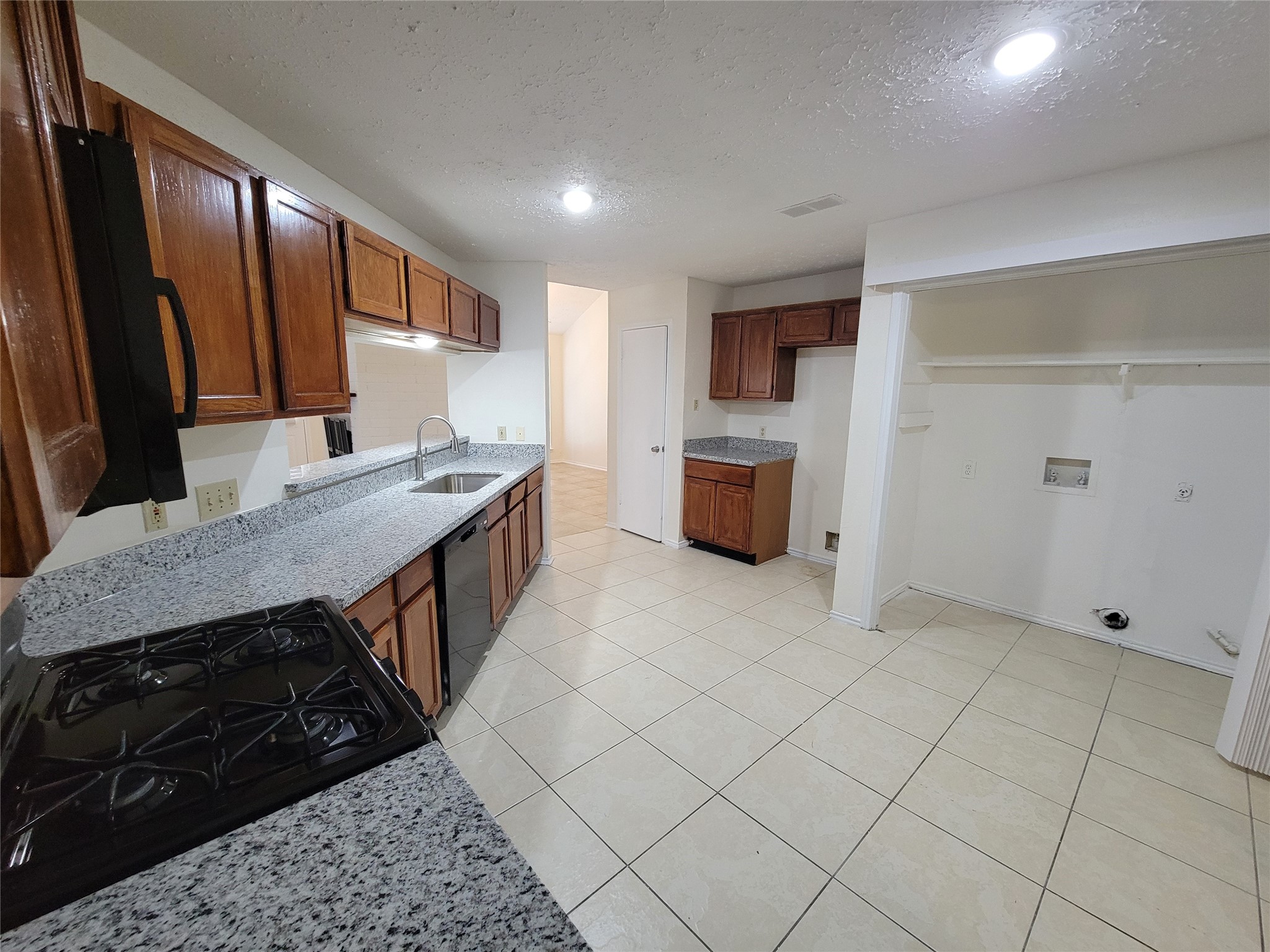 2034 Village Park Drive Property Photo 11