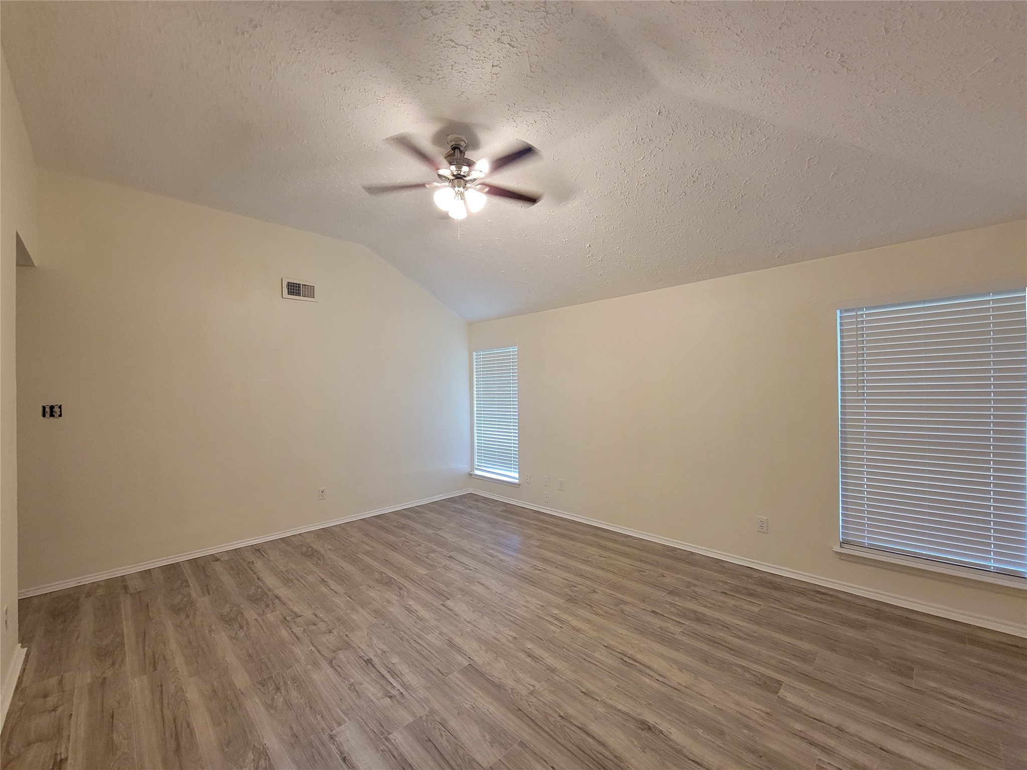 2034 Village Park Drive Property Photo 16