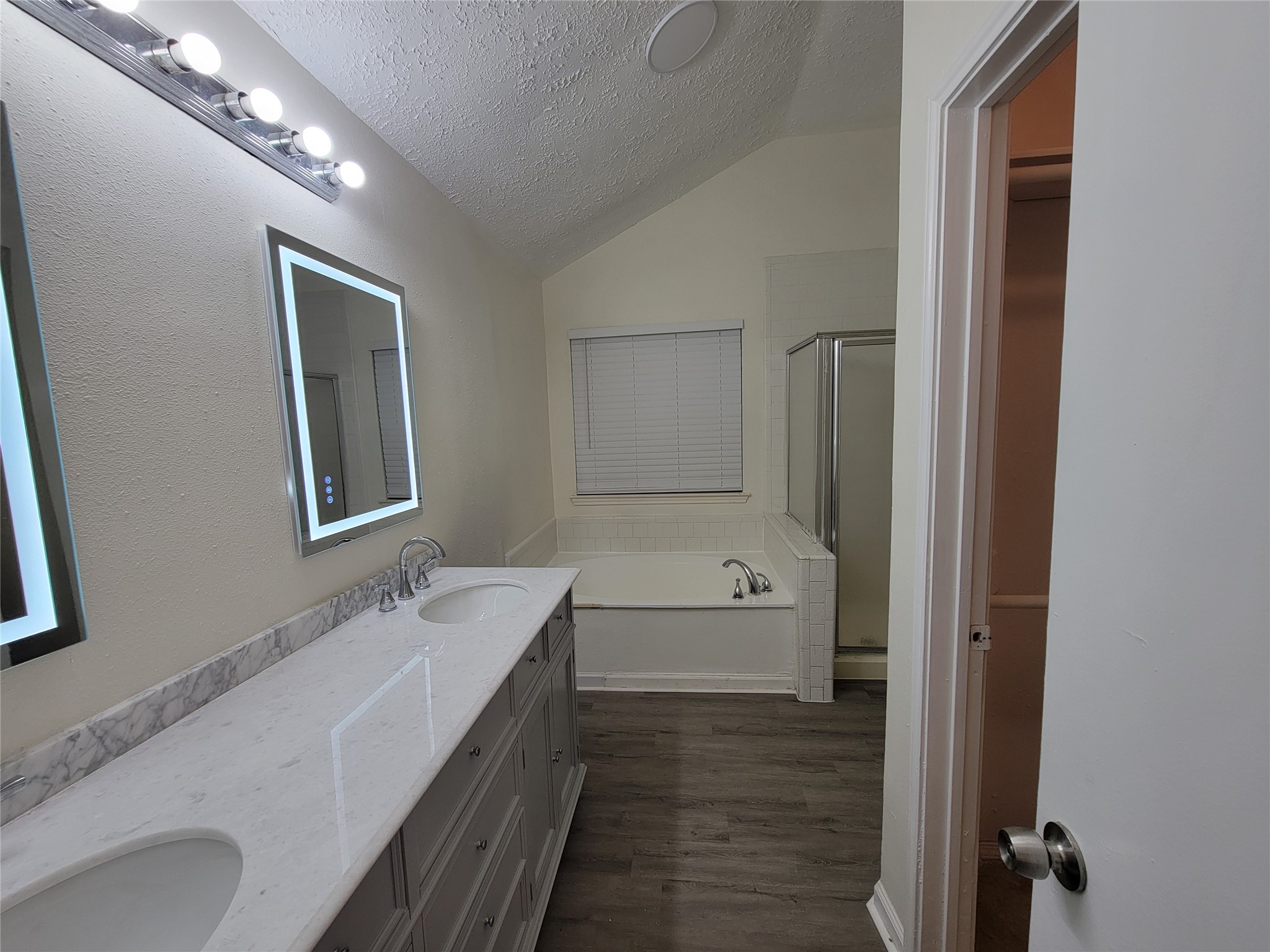 2034 Village Park Drive Property Photo 21