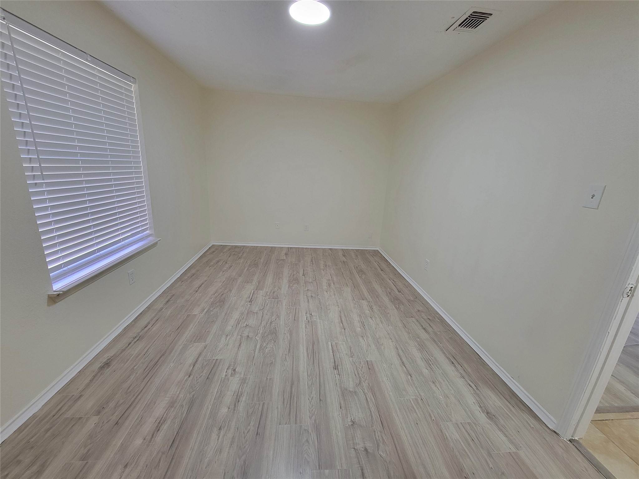 2034 Village Park Drive Property Photo 25