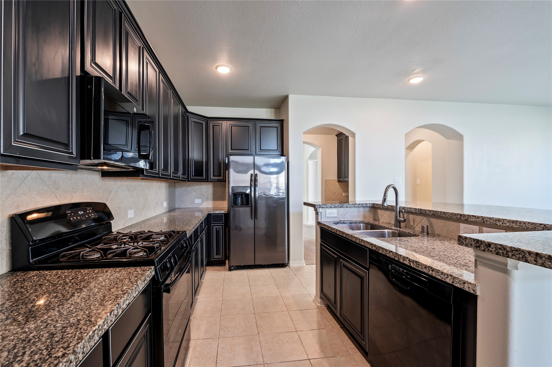 632 Kickapoo Court Property Photo 4