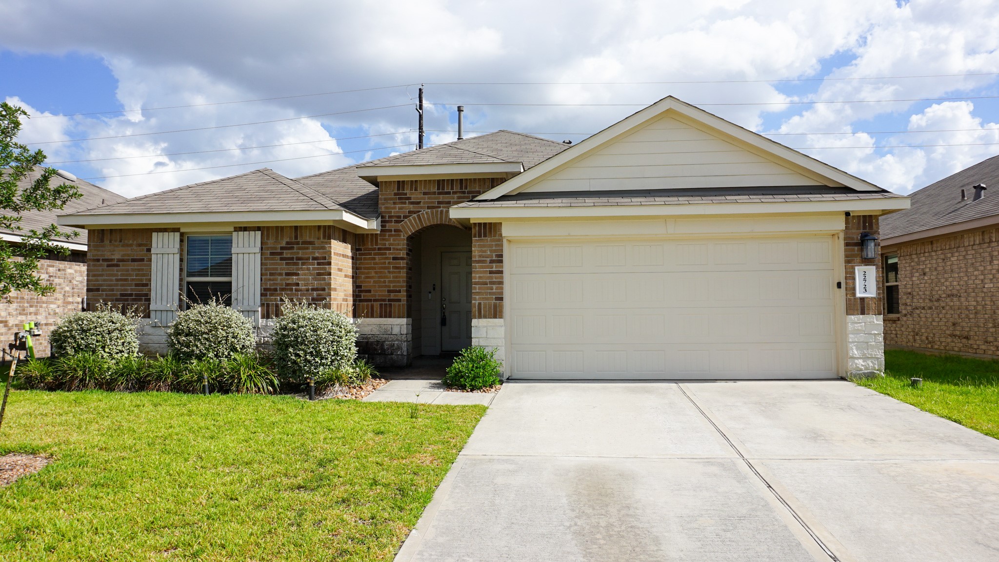 22723 Petrizzi Lane Property Photo 2