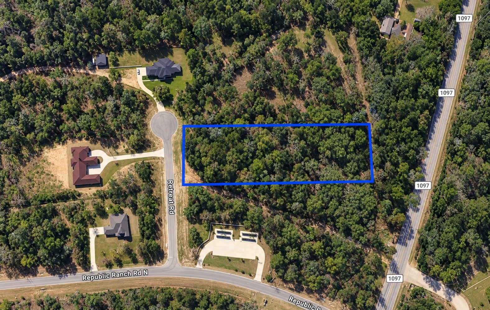 16611 Retreat Road Property Photo 3