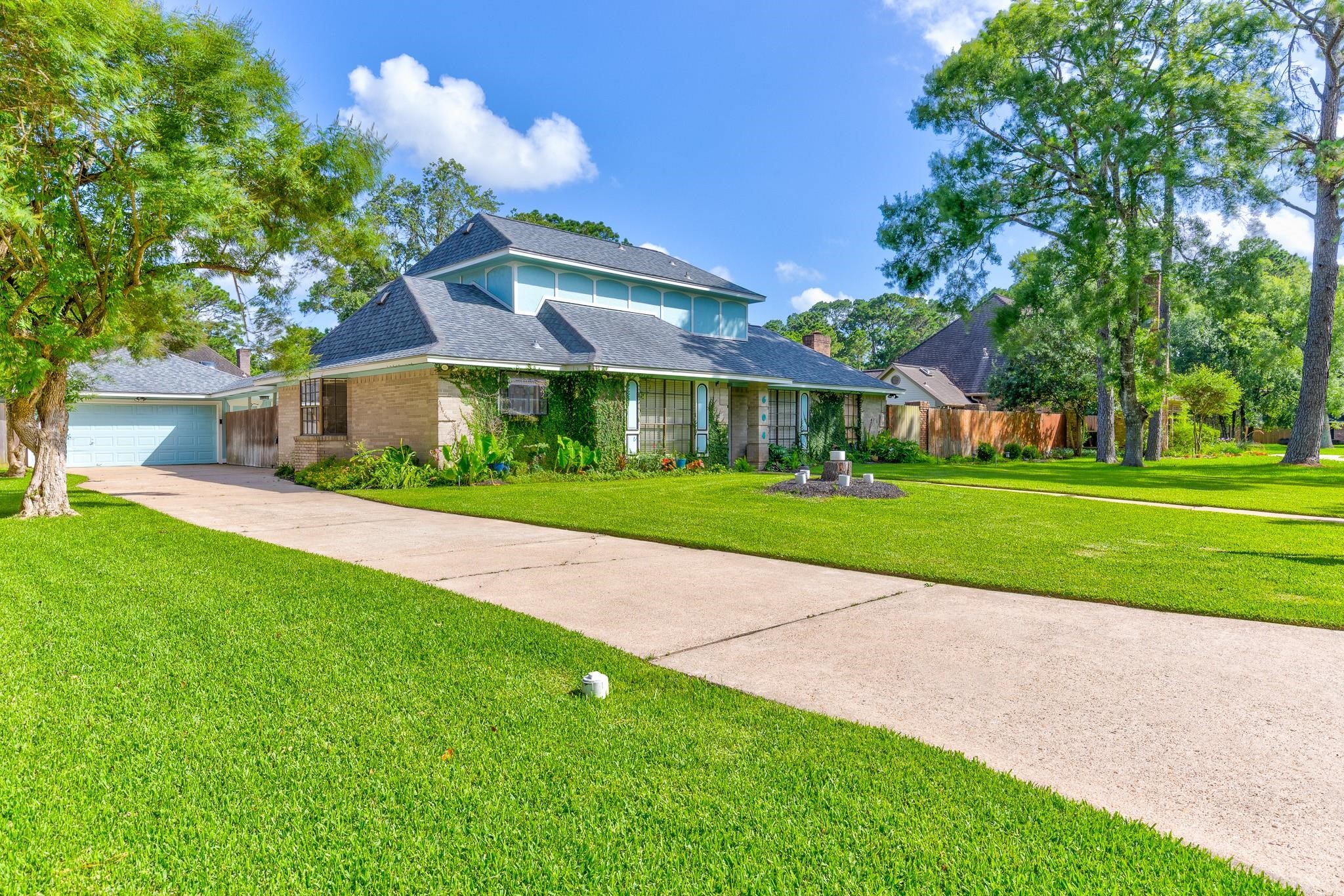 604 Nottingham Lane Property Photo 2