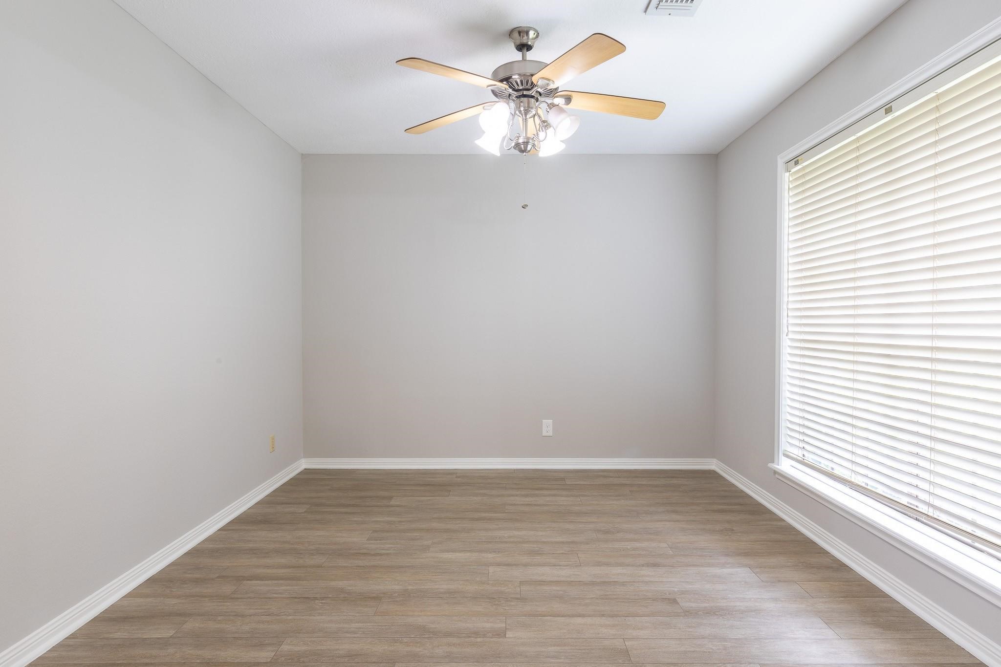 604 Nottingham Lane Property Photo 9