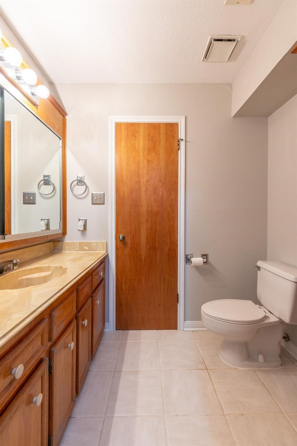 604 Nottingham Lane Property Photo 24