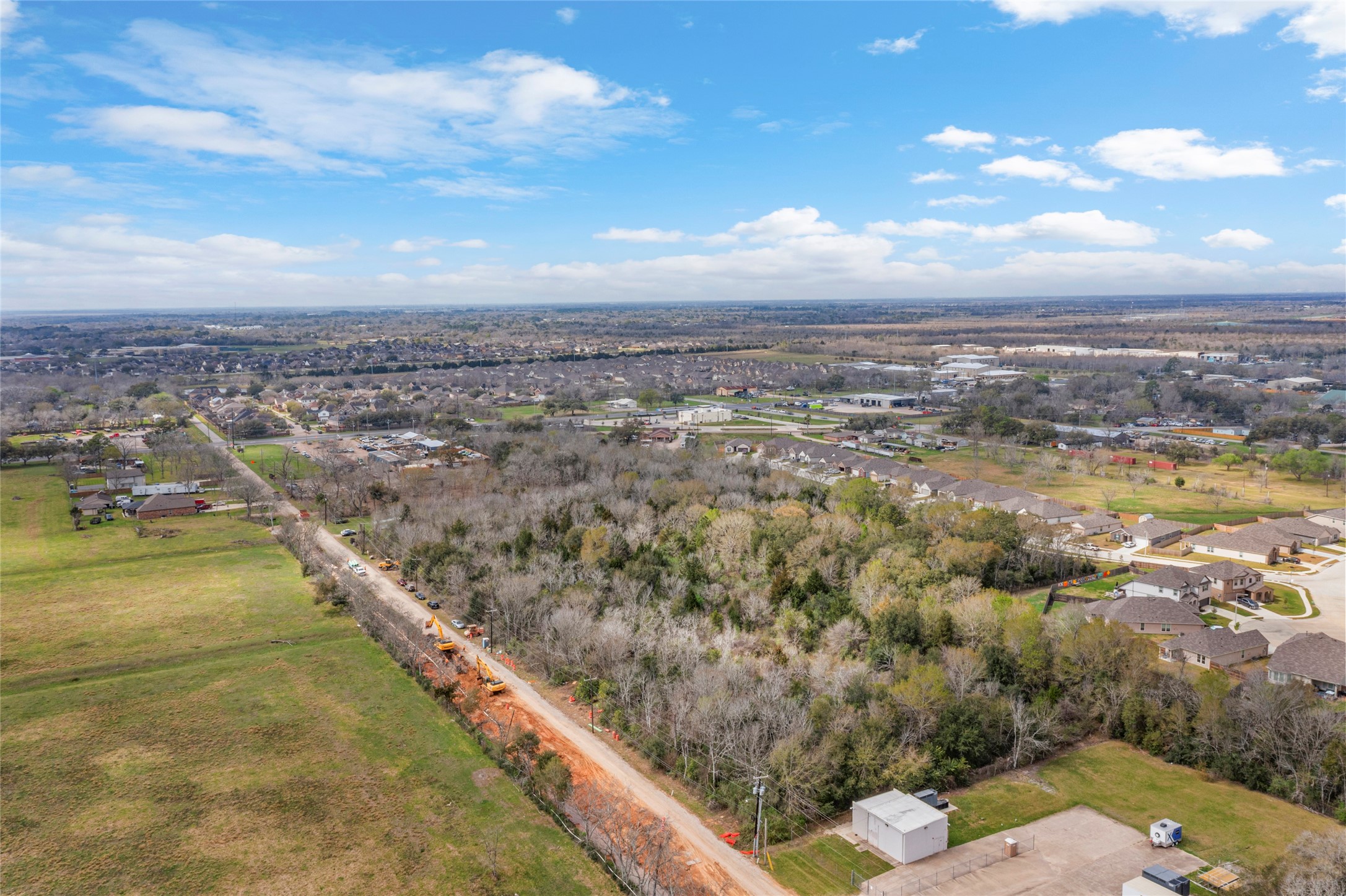 1806 Fm 528 / Munson Road Property Photo 9