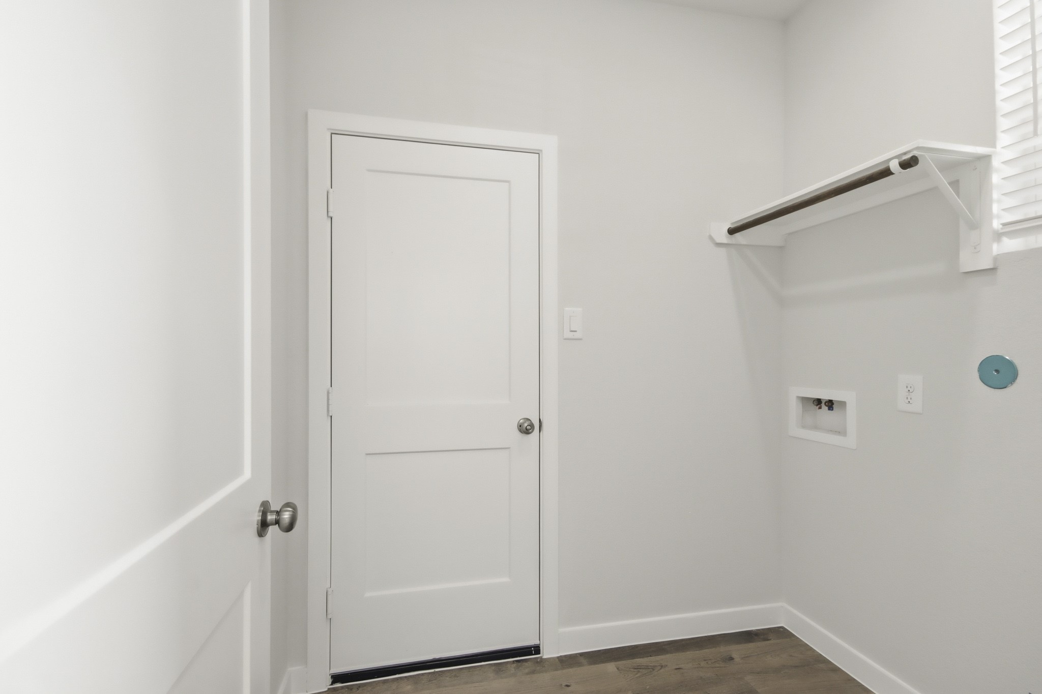 17817 Lionheart Road Property Photo 4