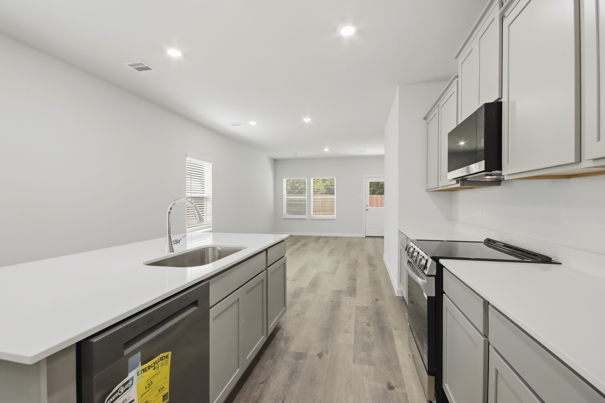 17817 Lionheart Road Property Photo 10