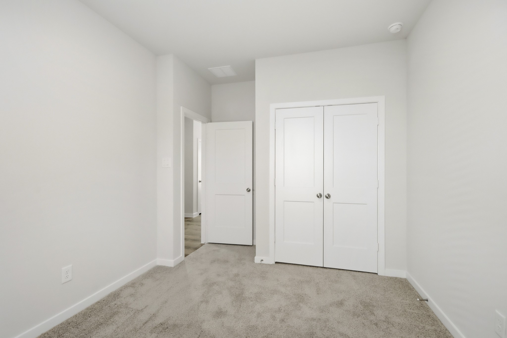 17817 Lionheart Road Property Photo 18
