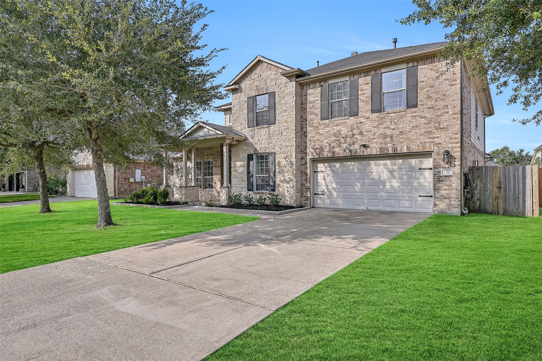 1117 Richards Drive Property Photo 1