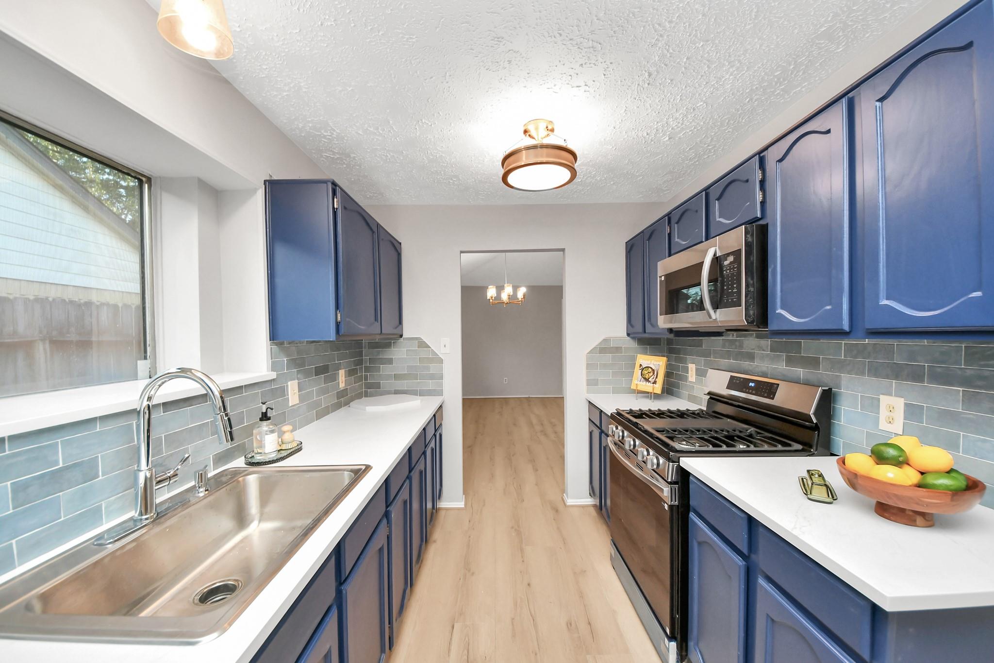 1414 Shadow Mountain Drive Property Photo 1