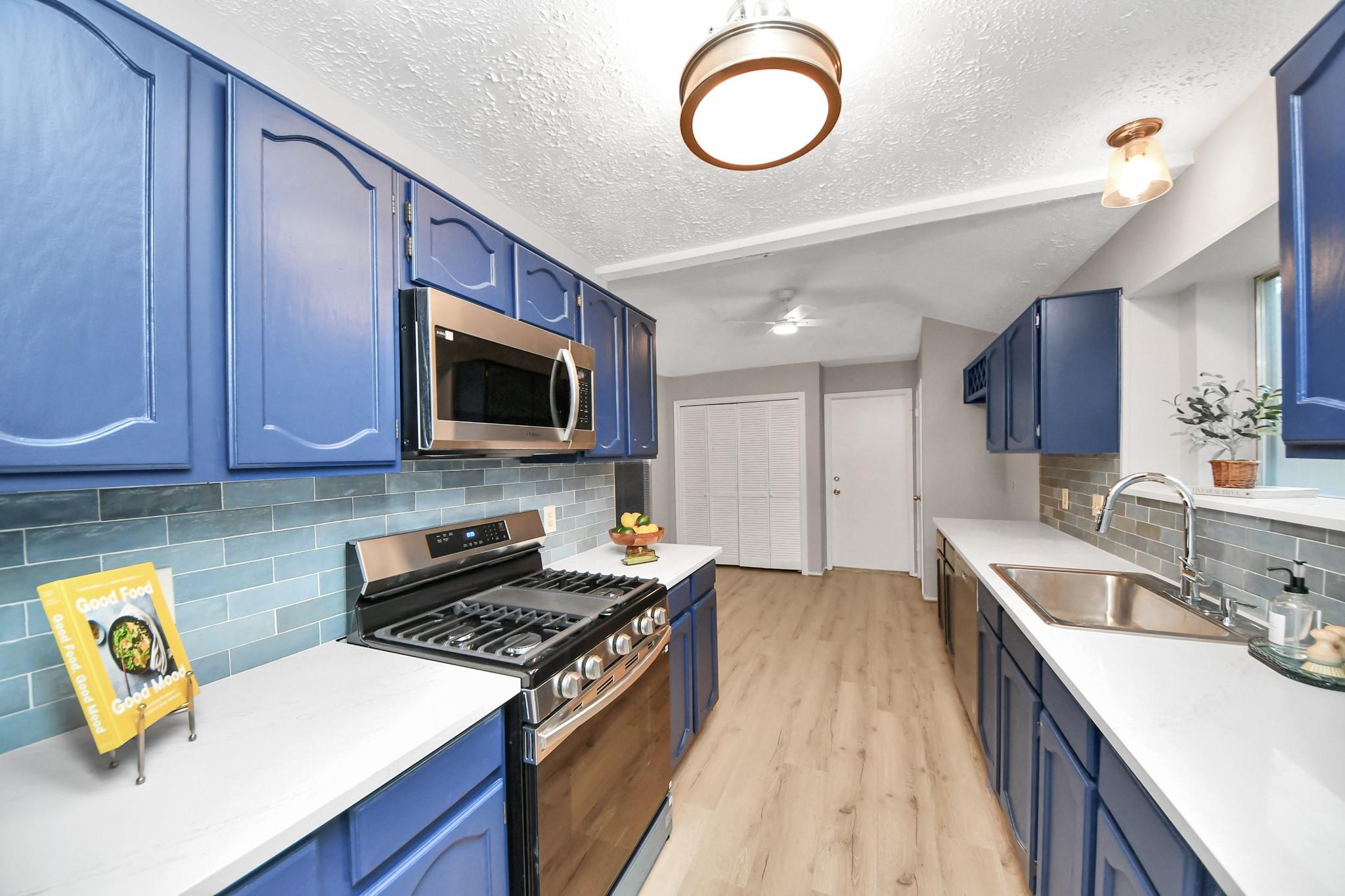 1414 Shadow Mountain Drive Property Photo 13