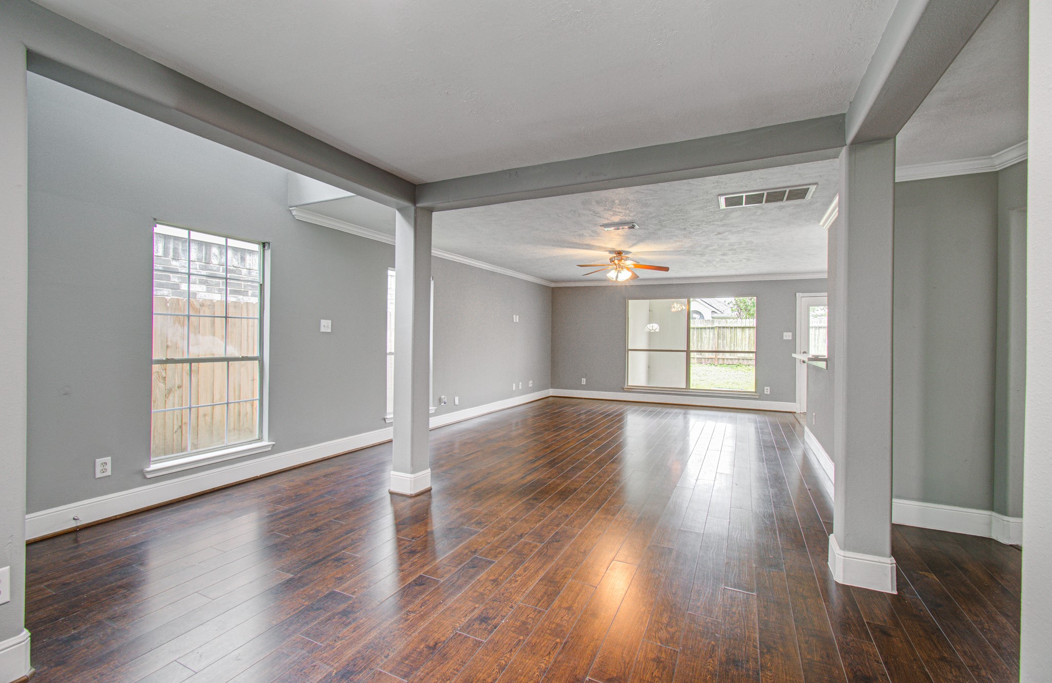 13963 Maximos Drive Property Photo 5