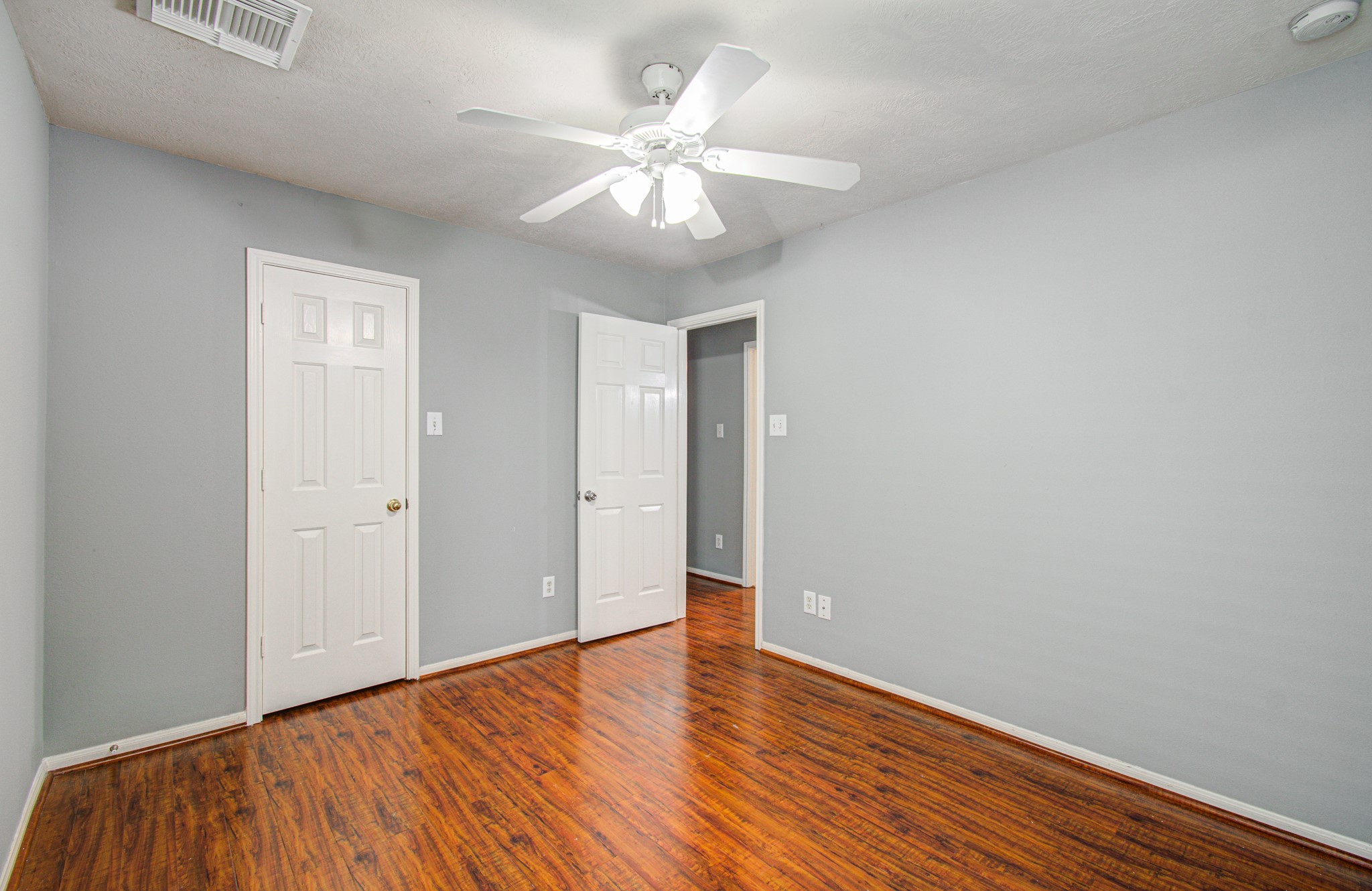 13963 Maximos Drive Property Photo 27