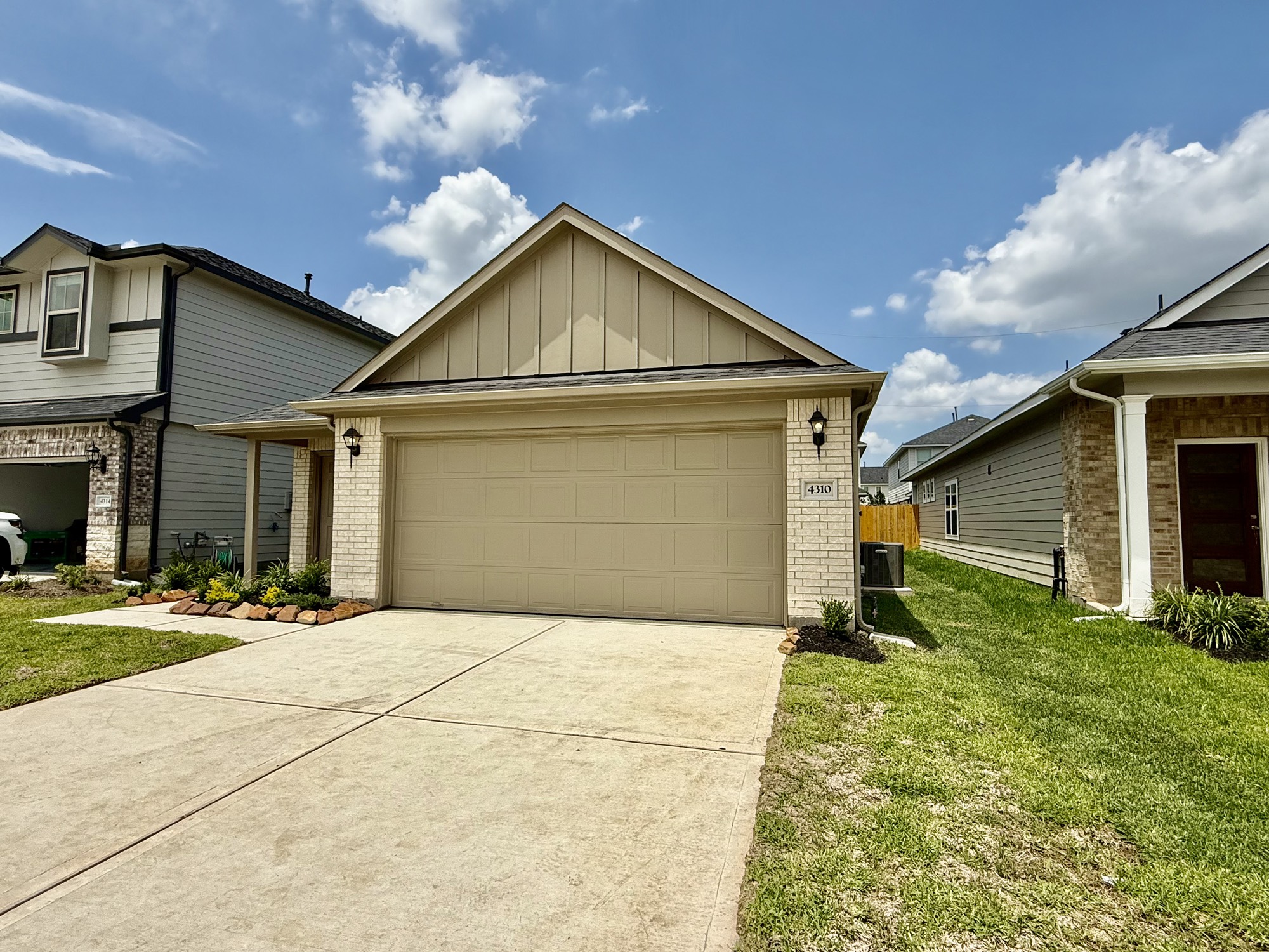 4310 Wind Swell Lane Property Photo