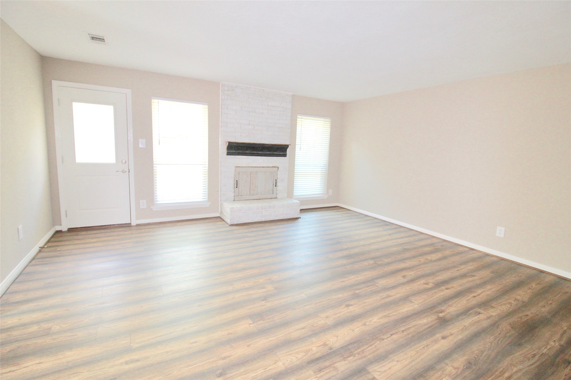 3314 Ashmont Lane Property Photo 2