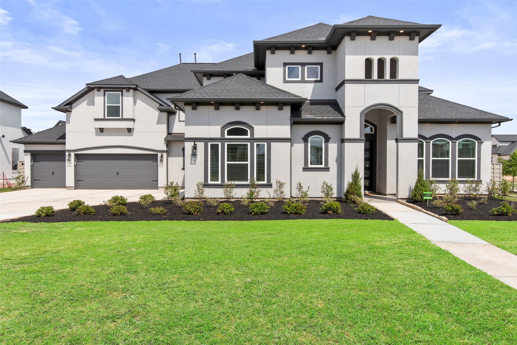 5011 Cascade Pass Road Property Photo