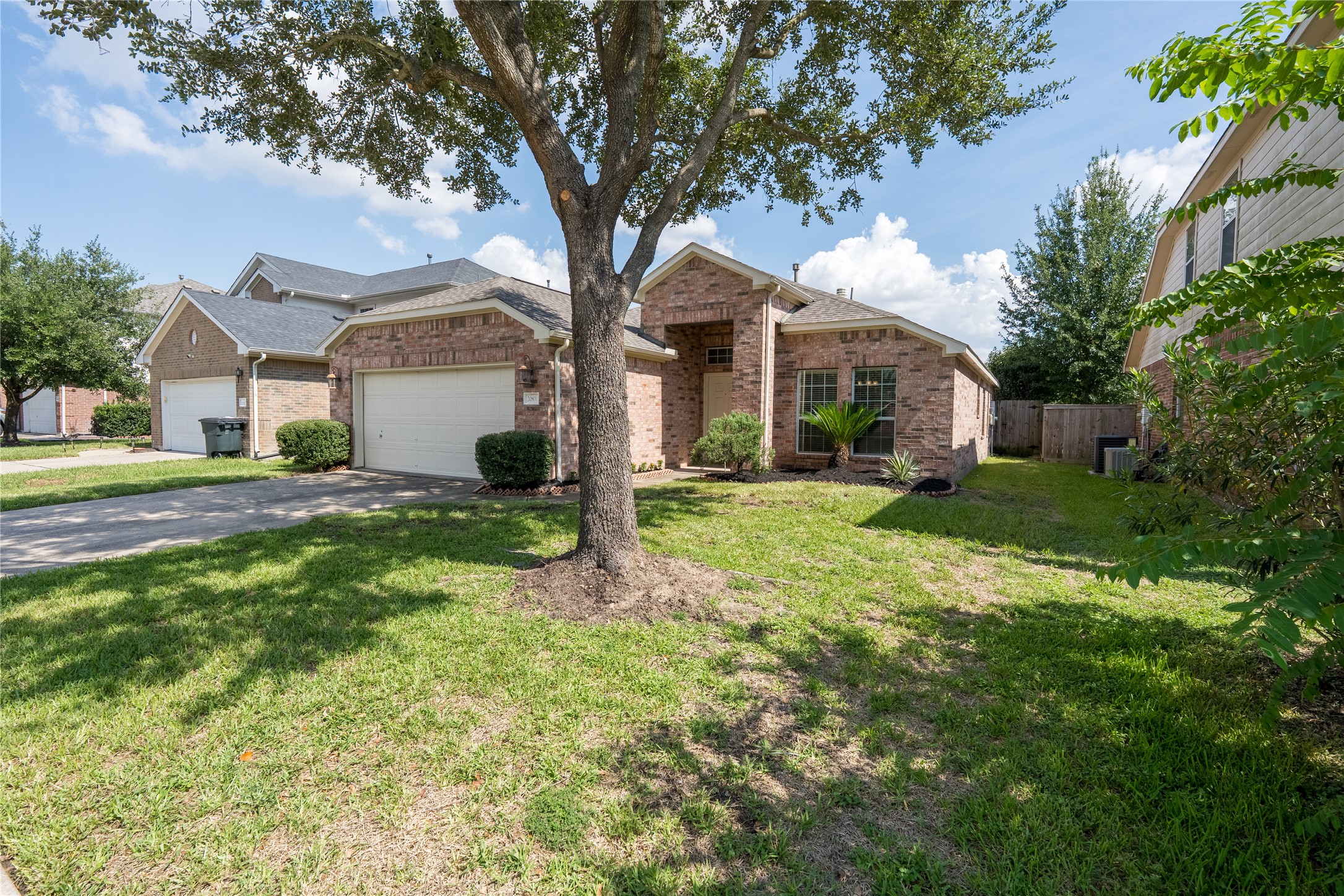 20831 May Showers Circle Property Photo 3