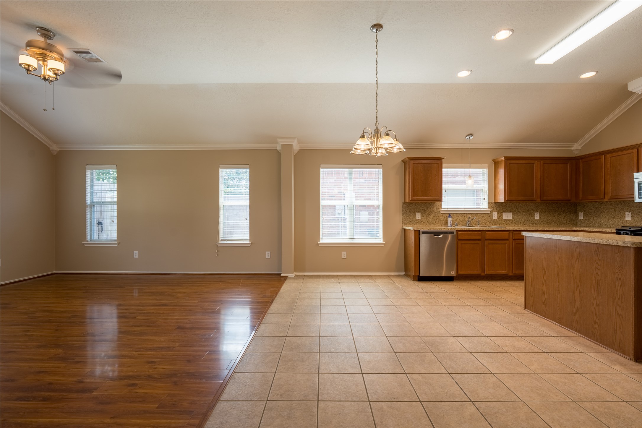 20831 May Showers Circle Property Photo 7