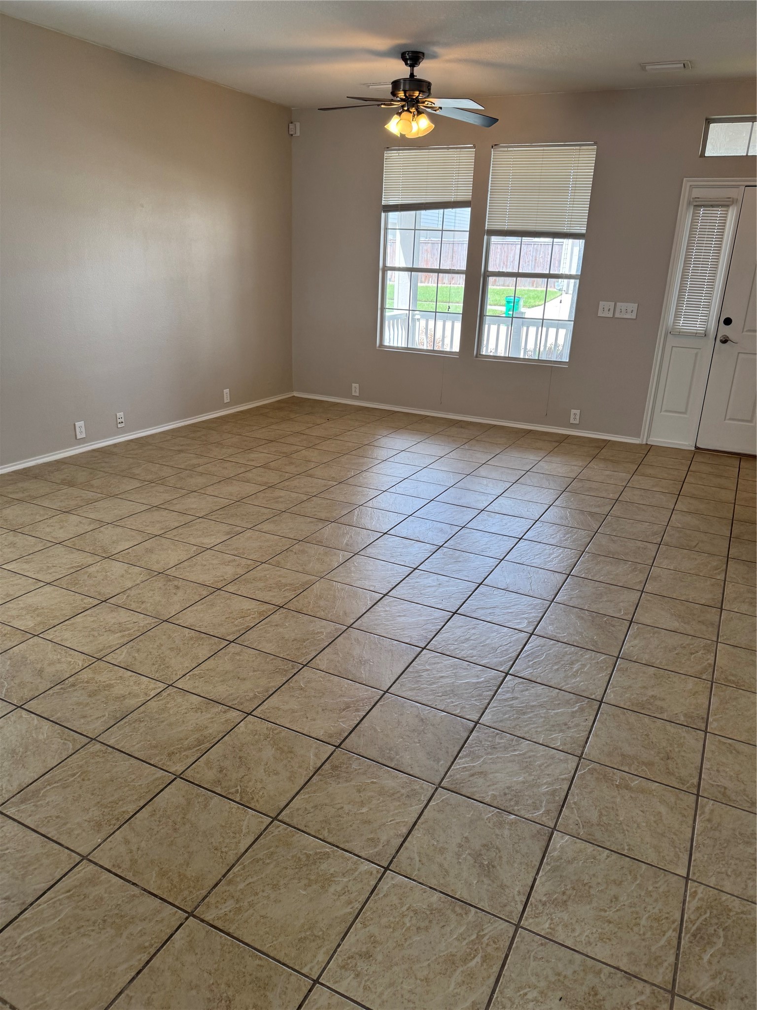 16867 Mammoth Springs Drive Property Photo 7