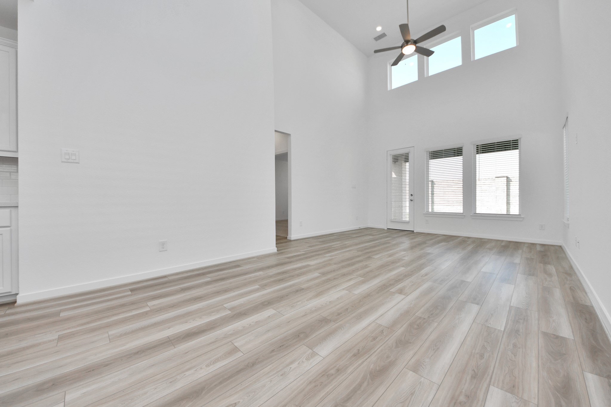 9223 Willowbank Gap Lane Property Photo 19