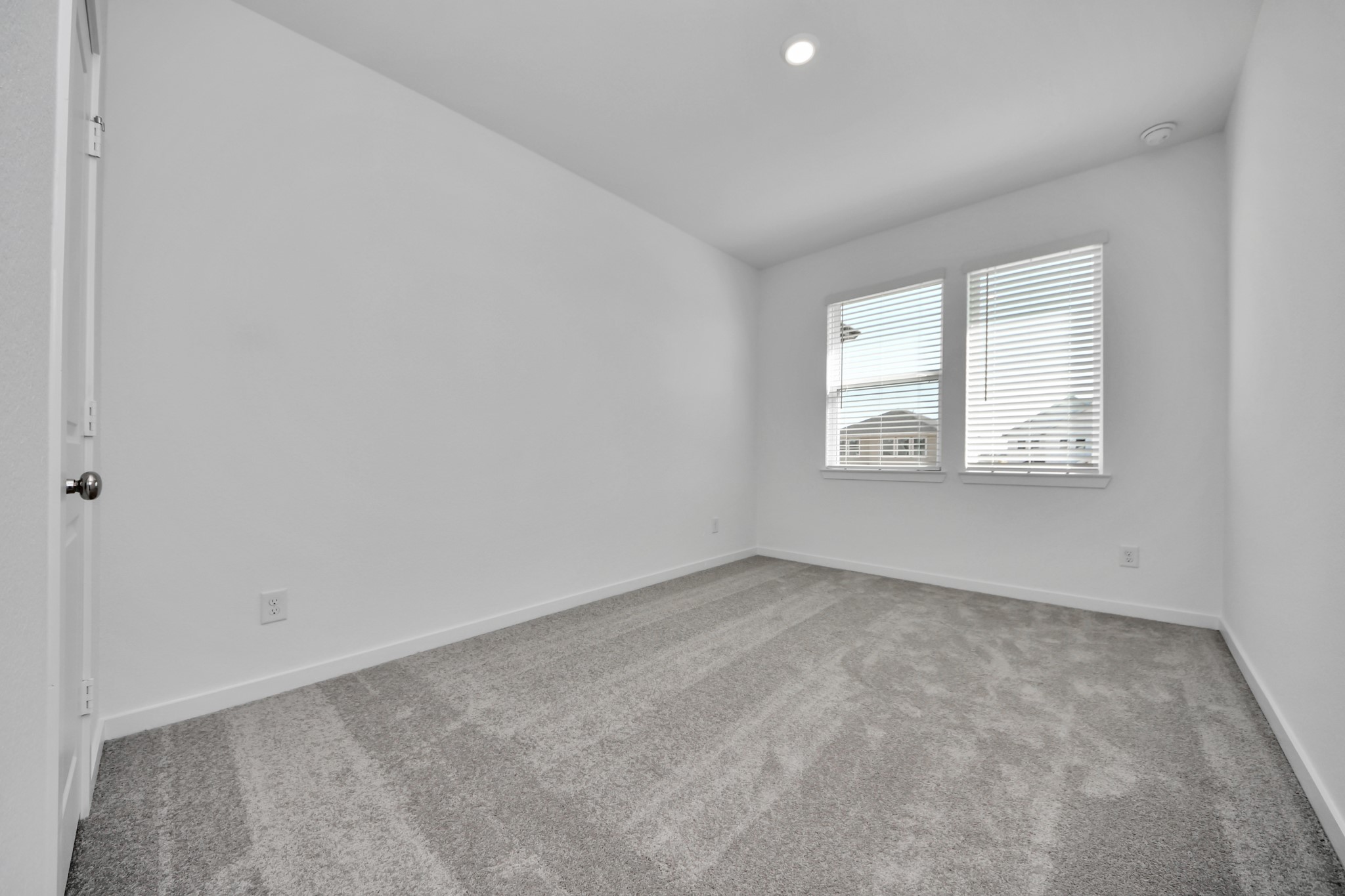 9223 Willowbank Gap Lane Property Photo 33