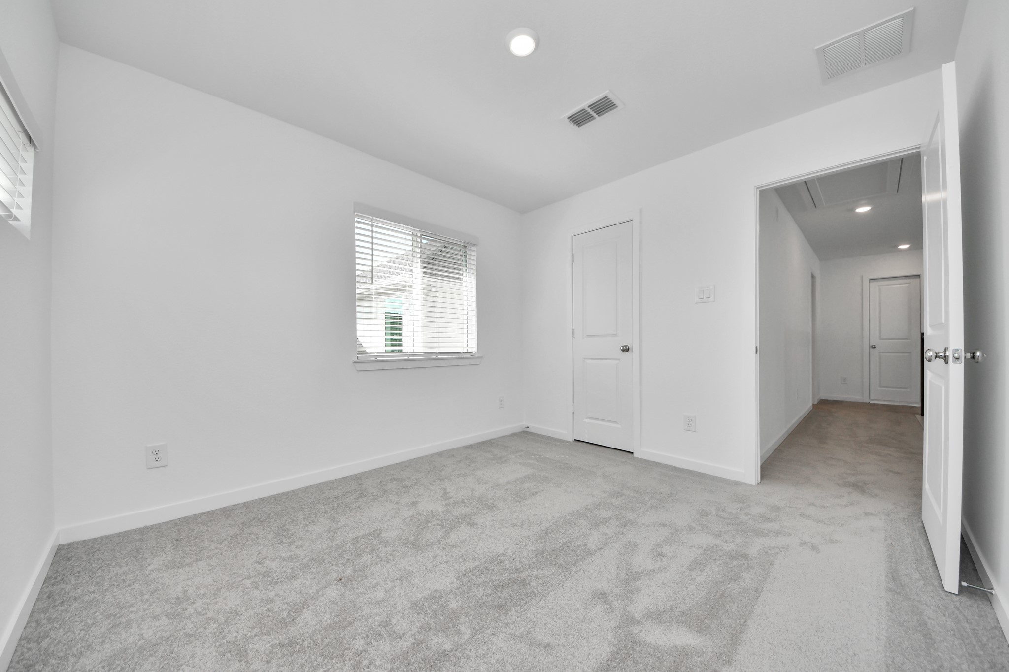 9223 Willowbank Gap Lane Property Photo 35