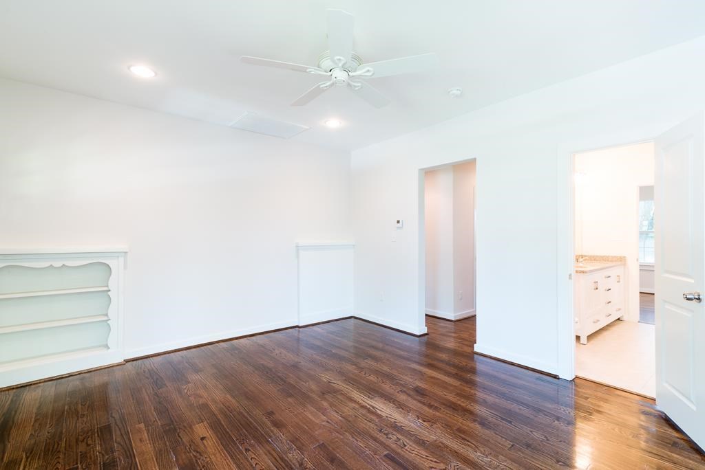 4535 Walker Street A Property Photo 7