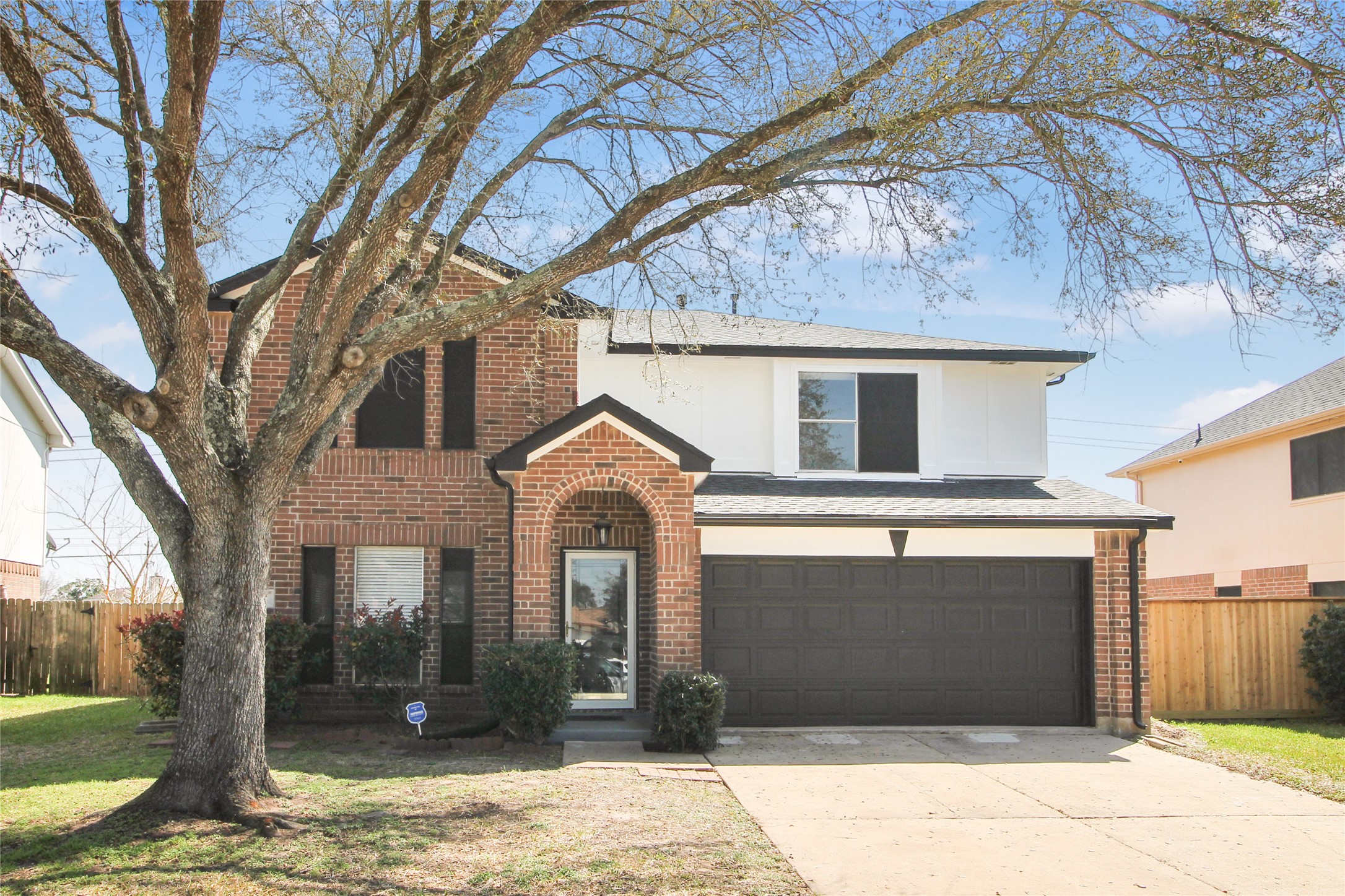 511 Chaseway Drive Property Photo 1