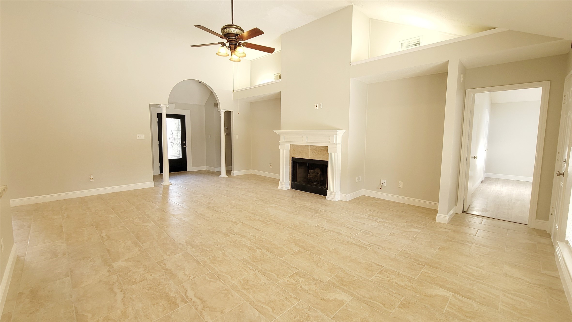 5227 Clarkston Lane Property Photo 7