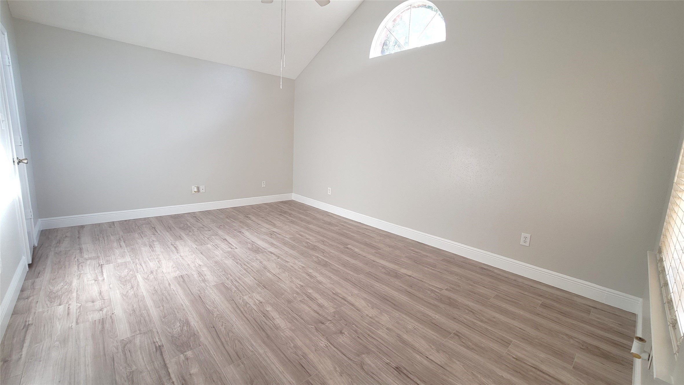 5227 Clarkston Lane Property Photo 11