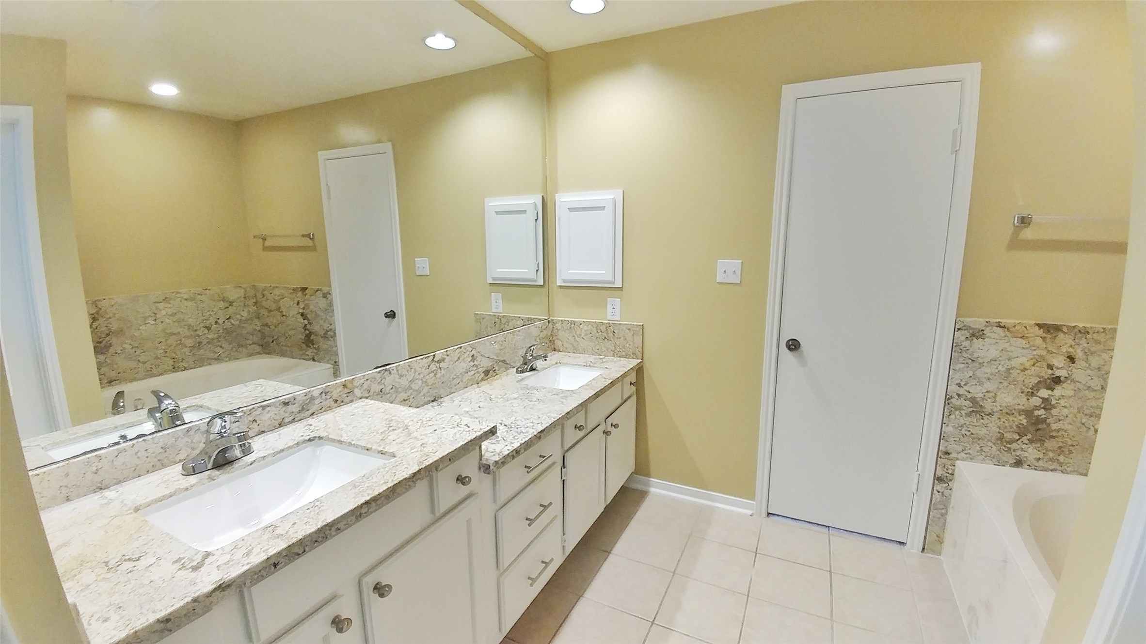 5227 Clarkston Lane Property Photo 13