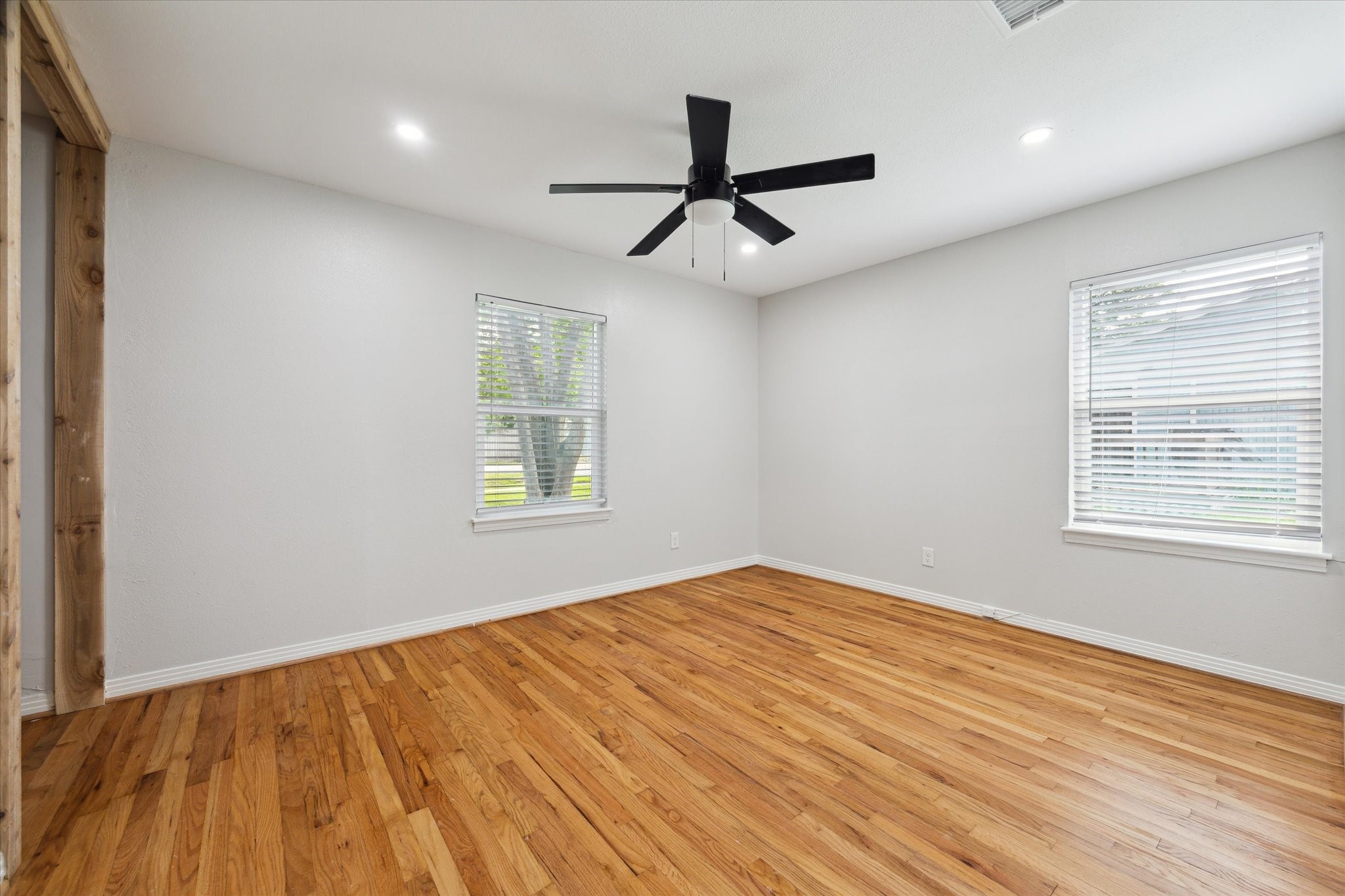 522 Barkley Street Property Photo 10