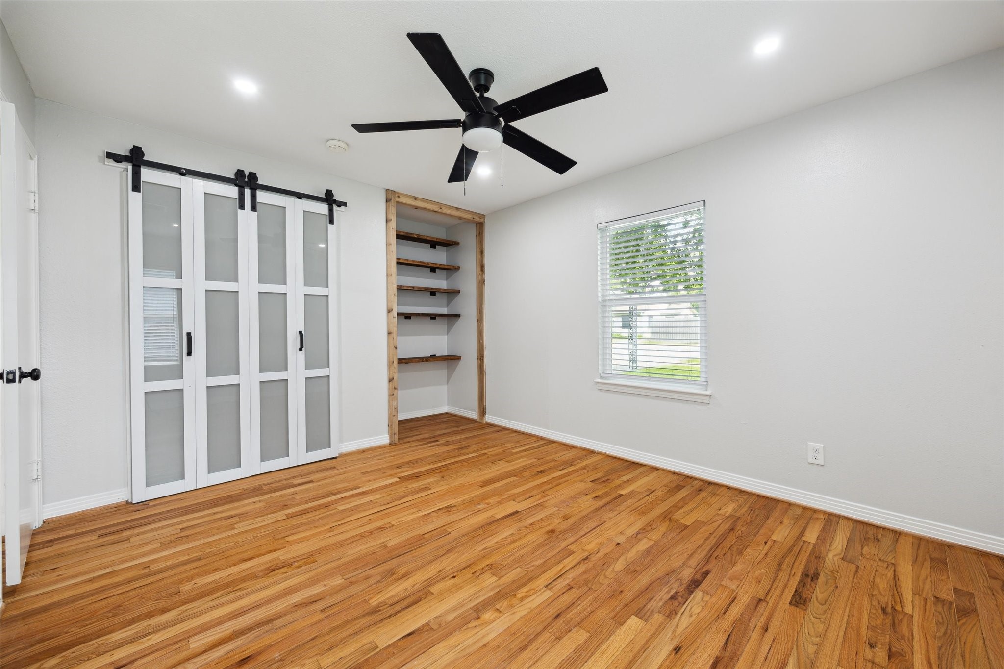 522 Barkley Street Property Photo 11