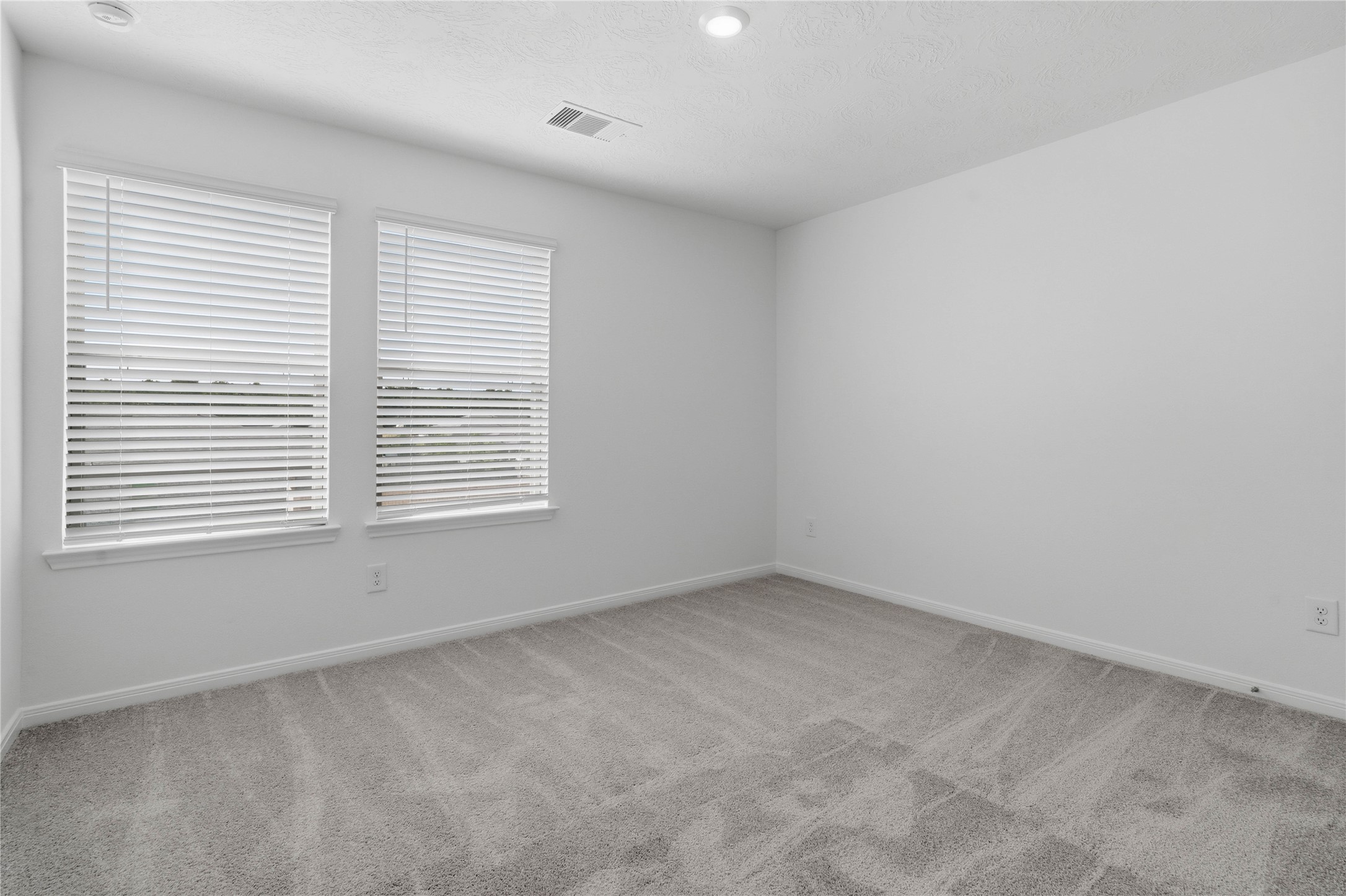 10387 Laurel Crest Trail Property Photo 21