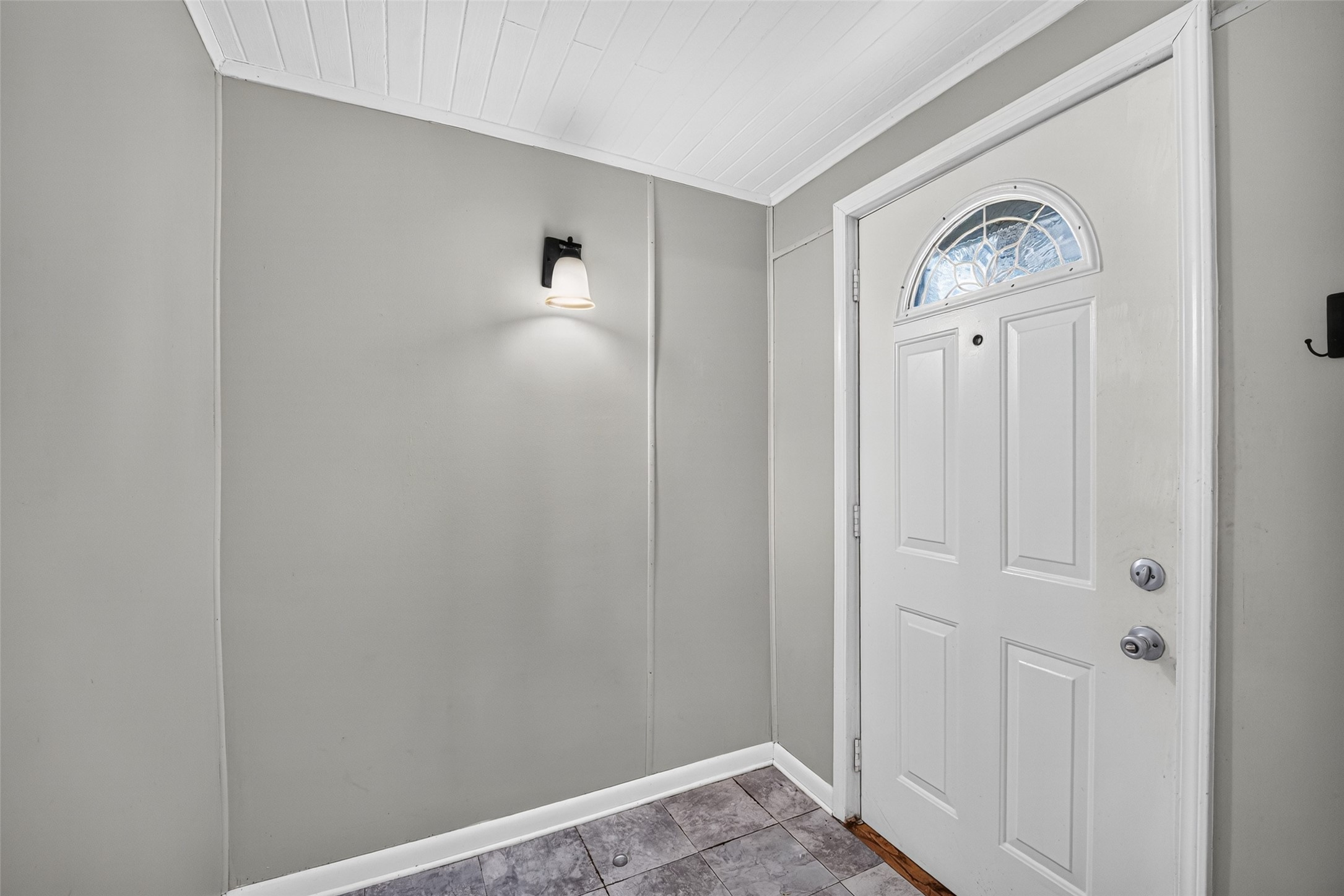 6306 Stillman Street Property Photo 5