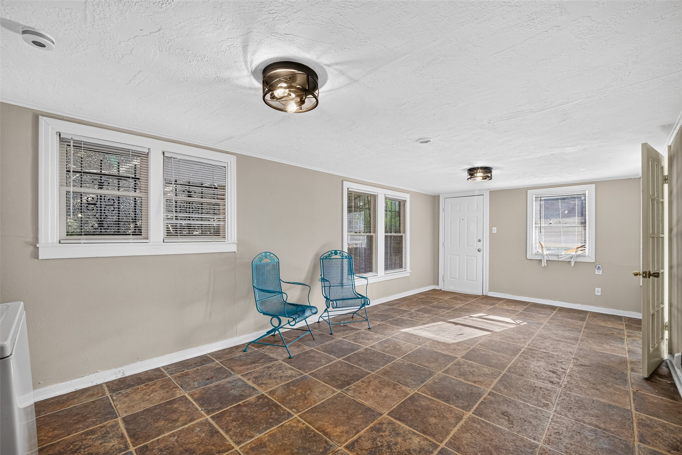6306 Stillman Street Property Photo 21