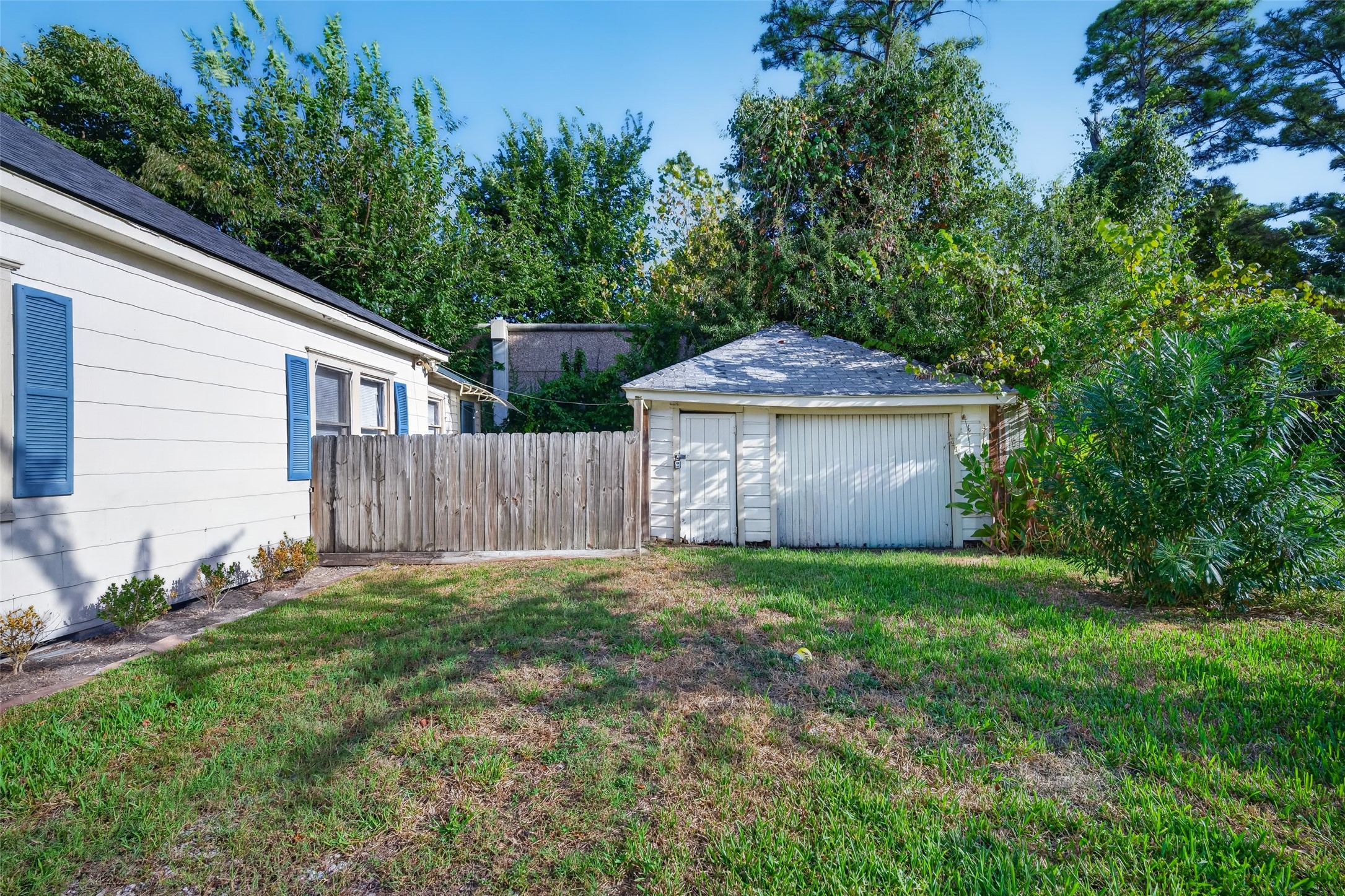 6306 Stillman Street Property Photo 32