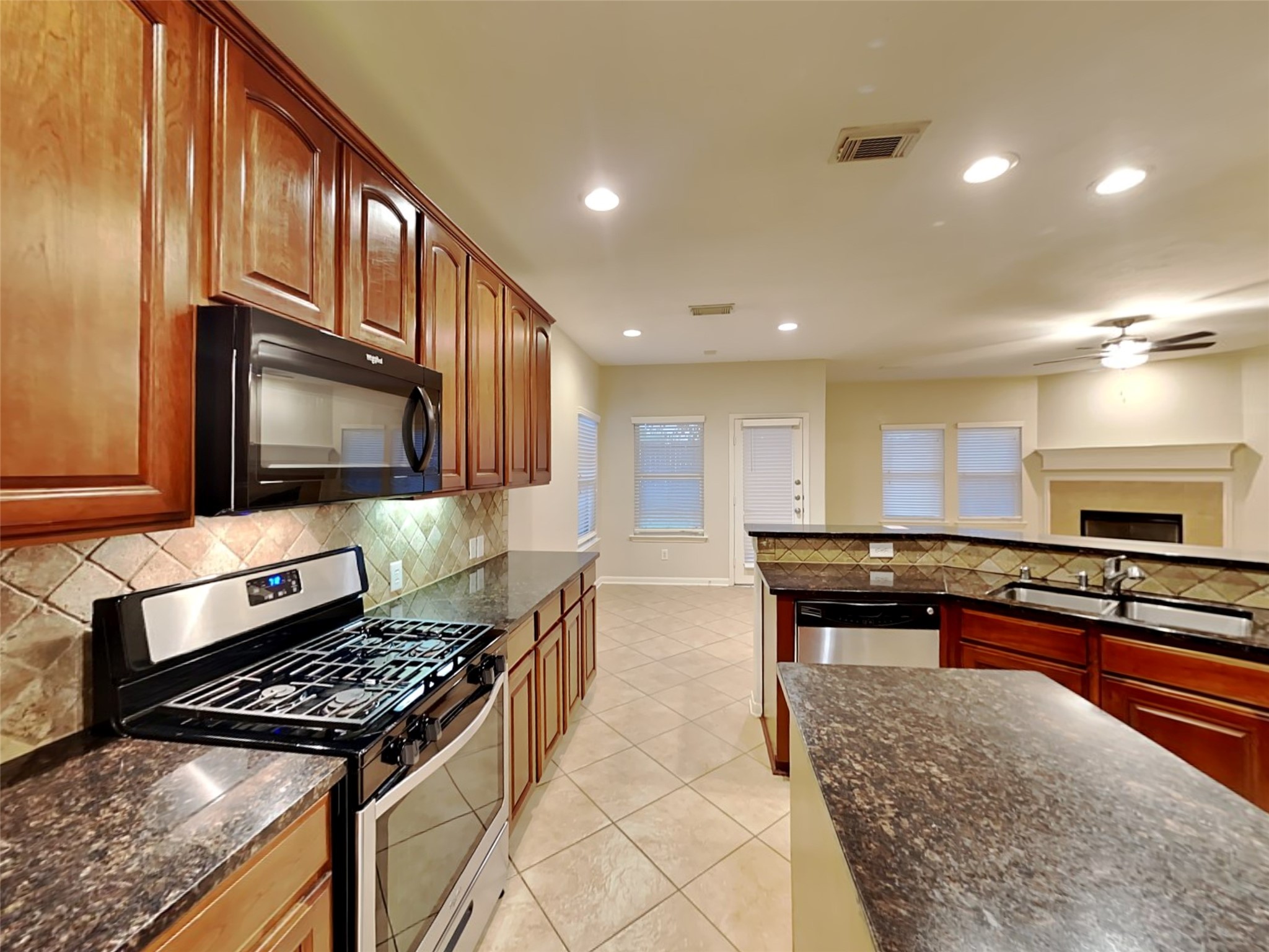 16706 Grove Mesa Trail Property Photo 3