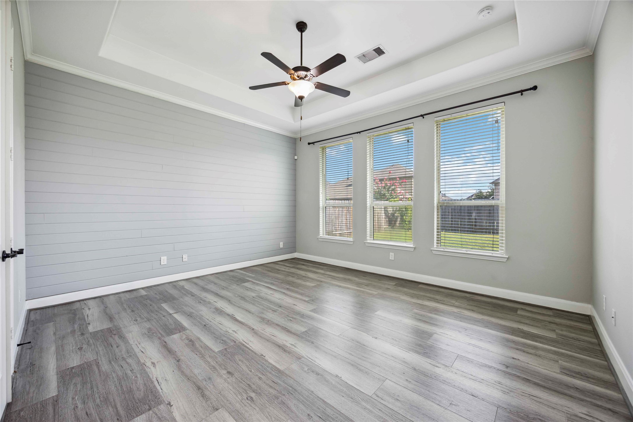 13318 Cameron Reach Drive Property Photo 3