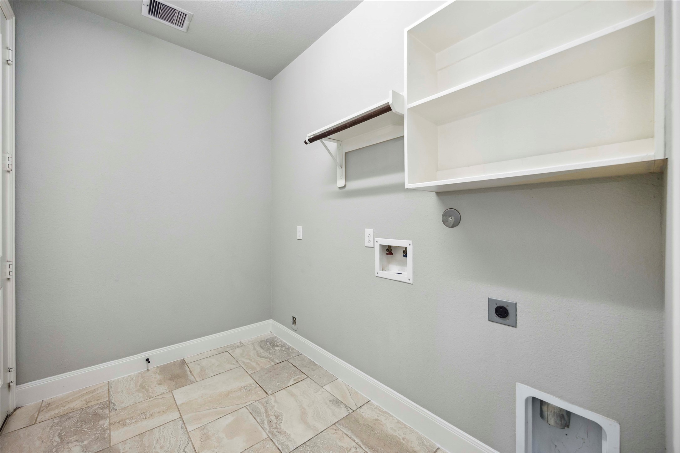 13318 Cameron Reach Drive Property Photo 15