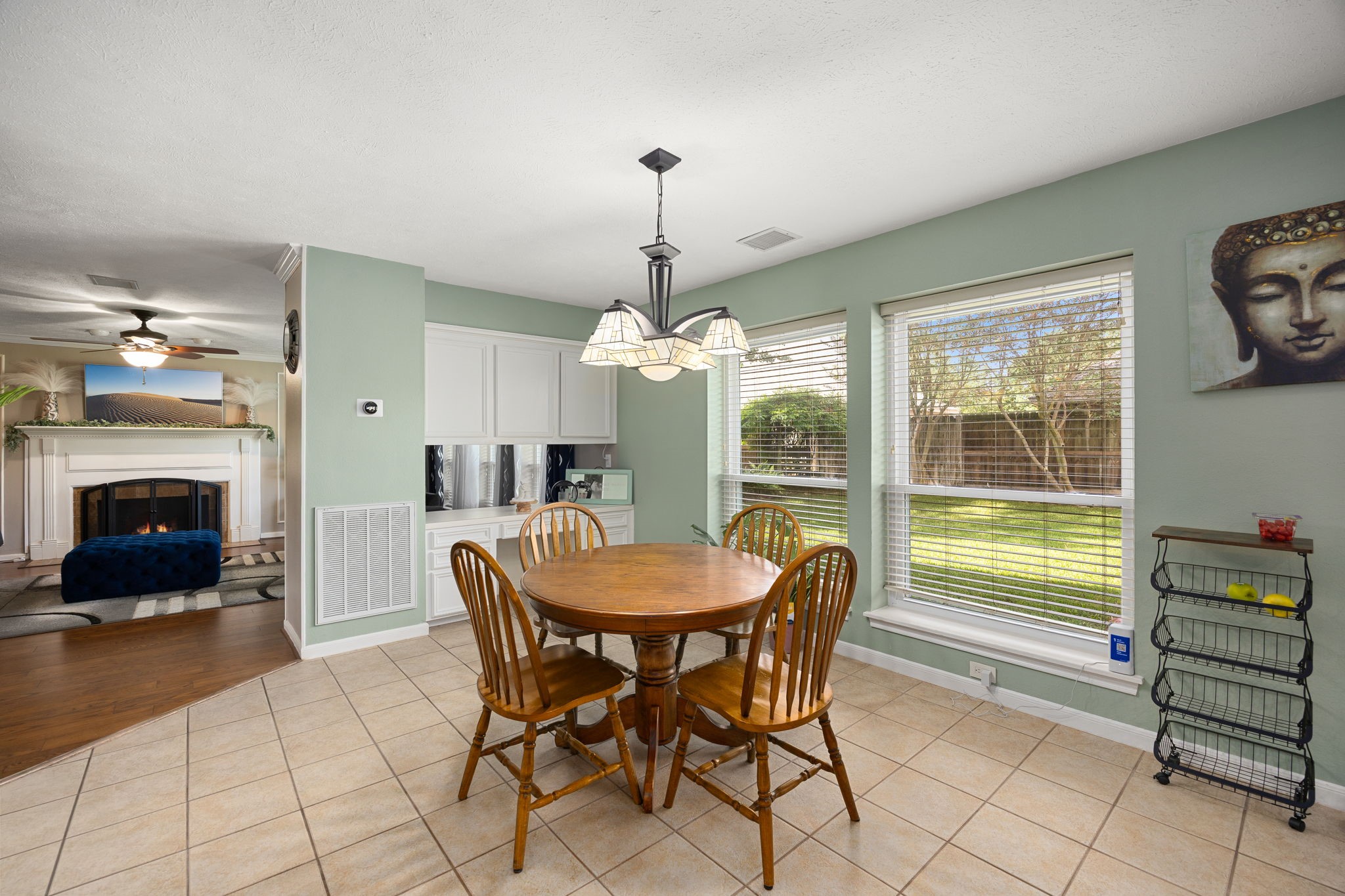 7407 Knoll Cliff Court Property Photo 13