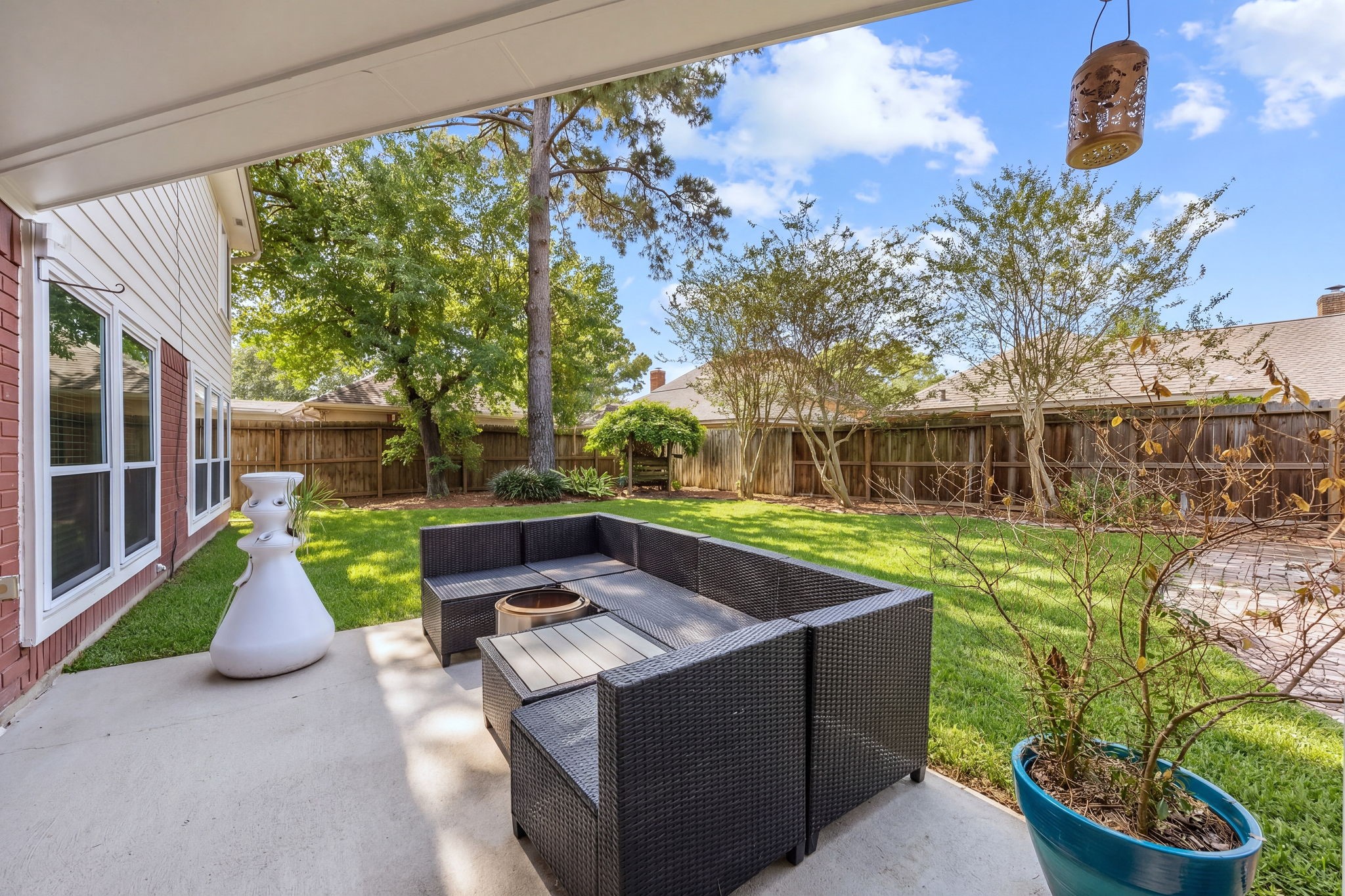 7407 Knoll Cliff Court Property Photo 34